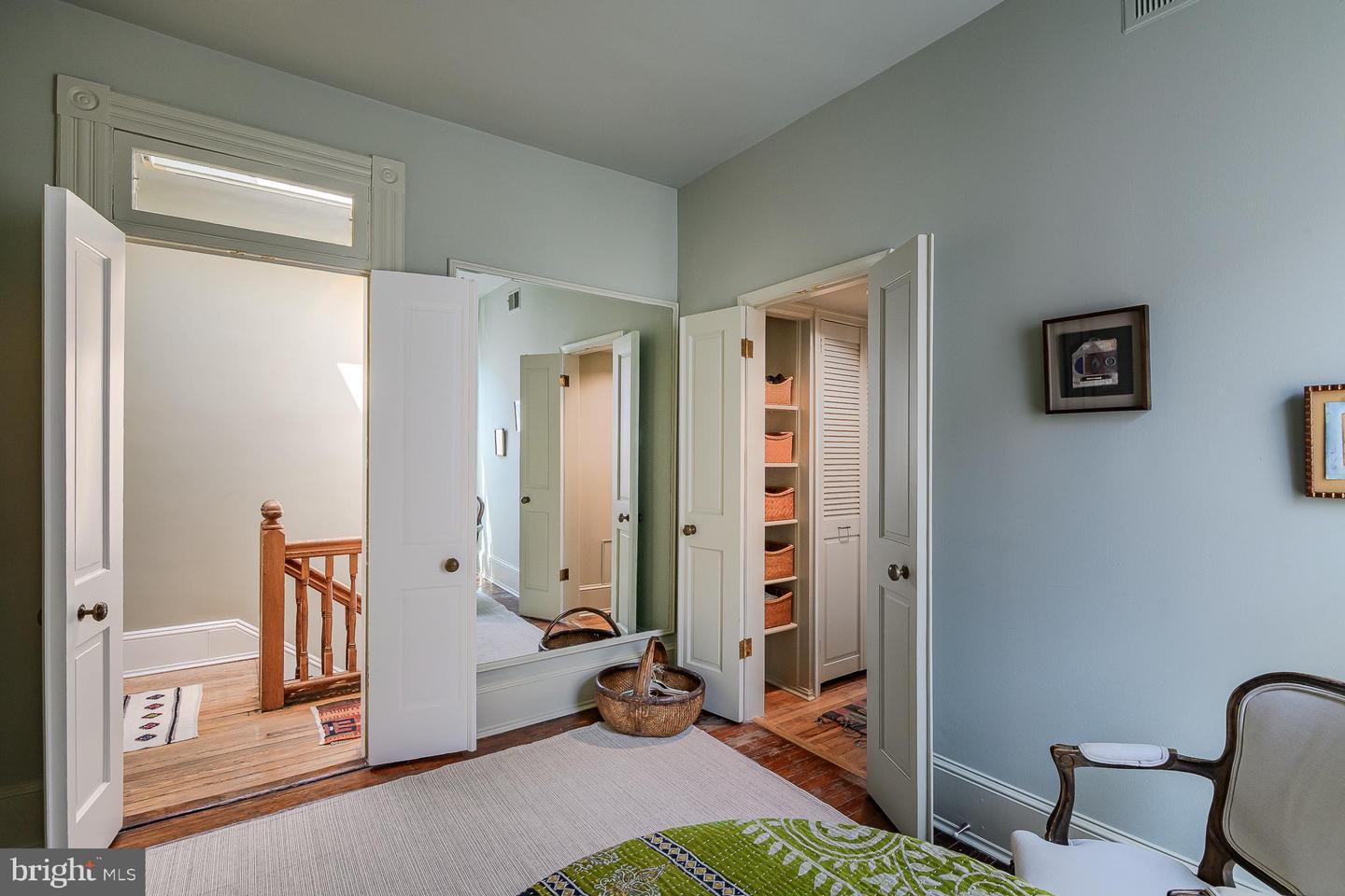 424 4TH ST NE, WASHINGTON, District Of Columbia 20002, 3 Bedrooms Bedrooms, ,3 BathroomsBathrooms,Residential,For sale,424 4TH ST NE,DCDC2209004 MLS # DCDC2209004