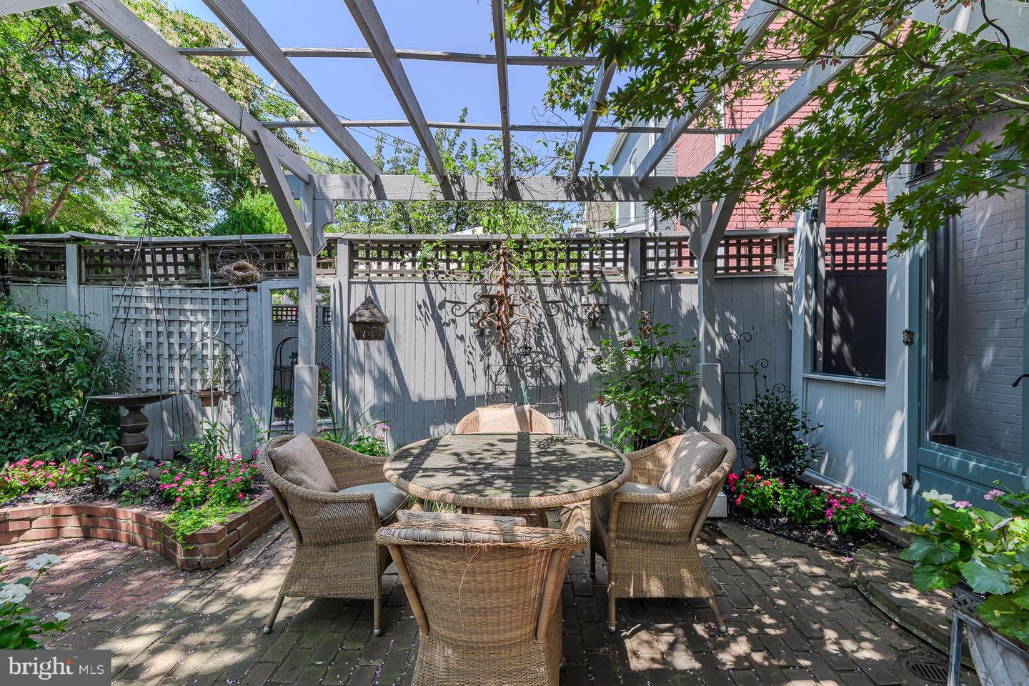 424 4TH ST NE, WASHINGTON, District Of Columbia 20002, 3 Bedrooms Bedrooms, ,3 BathroomsBathrooms,Residential,For sale,424 4TH ST NE,DCDC2209004 MLS # DCDC2209004
