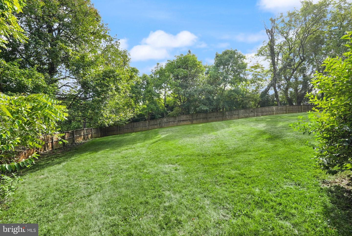 393 HIGH KNOB RD, FRONT ROYAL, Virginia 22630, 2 Bedrooms Bedrooms, ,3 BathroomsBathrooms,Residential,For sale,393 HIGH KNOB RD,VAWR2011652 MLS # VAWR2011652