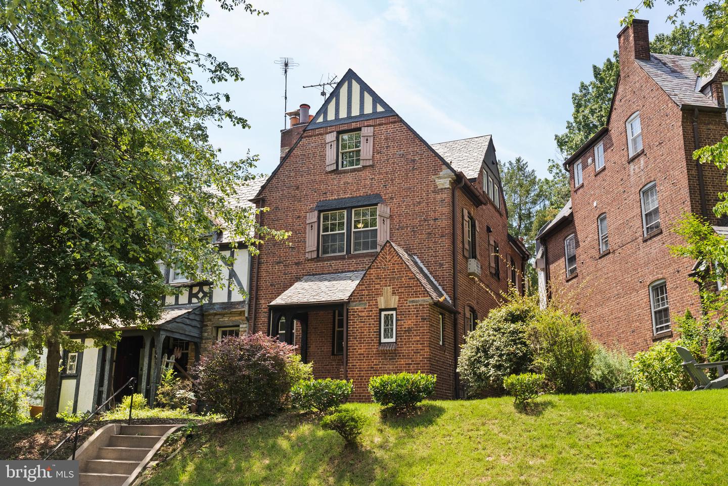 1510 44TH ST NW, WASHINGTON, District Of Columbia 20007, 5 Bedrooms Bedrooms, ,3 BathroomsBathrooms,Residential,For sale,1510 44TH ST NW,DCDC2209726 MLS # DCDC2209726