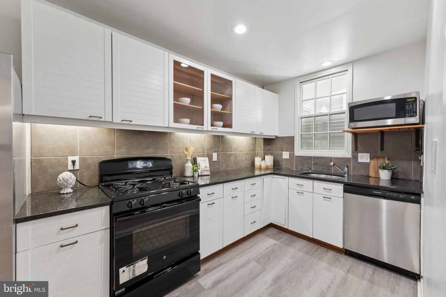 1510 44TH ST NW, WASHINGTON, District Of Columbia 20007, 5 Bedrooms Bedrooms, ,3 BathroomsBathrooms,Residential,For sale,1510 44TH ST NW,DCDC2209726 MLS # DCDC2209726