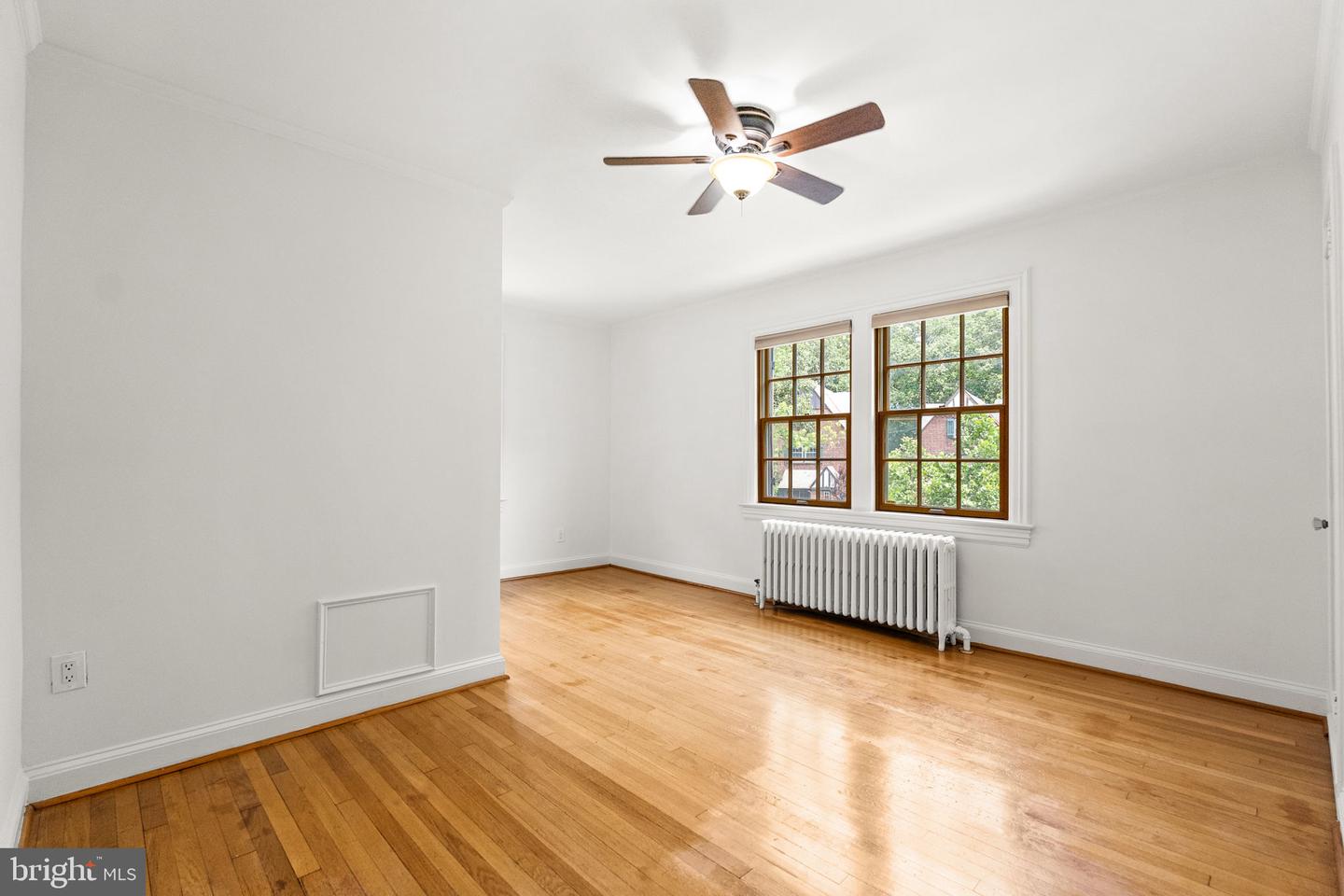 1510 44TH ST NW, WASHINGTON, District Of Columbia 20007, 5 Bedrooms Bedrooms, ,3 BathroomsBathrooms,Residential,For sale,1510 44TH ST NW,DCDC2209726 MLS # DCDC2209726