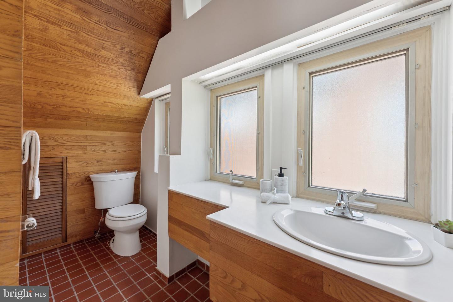 1510 44TH ST NW, WASHINGTON, District Of Columbia 20007, 5 Bedrooms Bedrooms, ,3 BathroomsBathrooms,Residential,For sale,1510 44TH ST NW,DCDC2209726 MLS # DCDC2209726