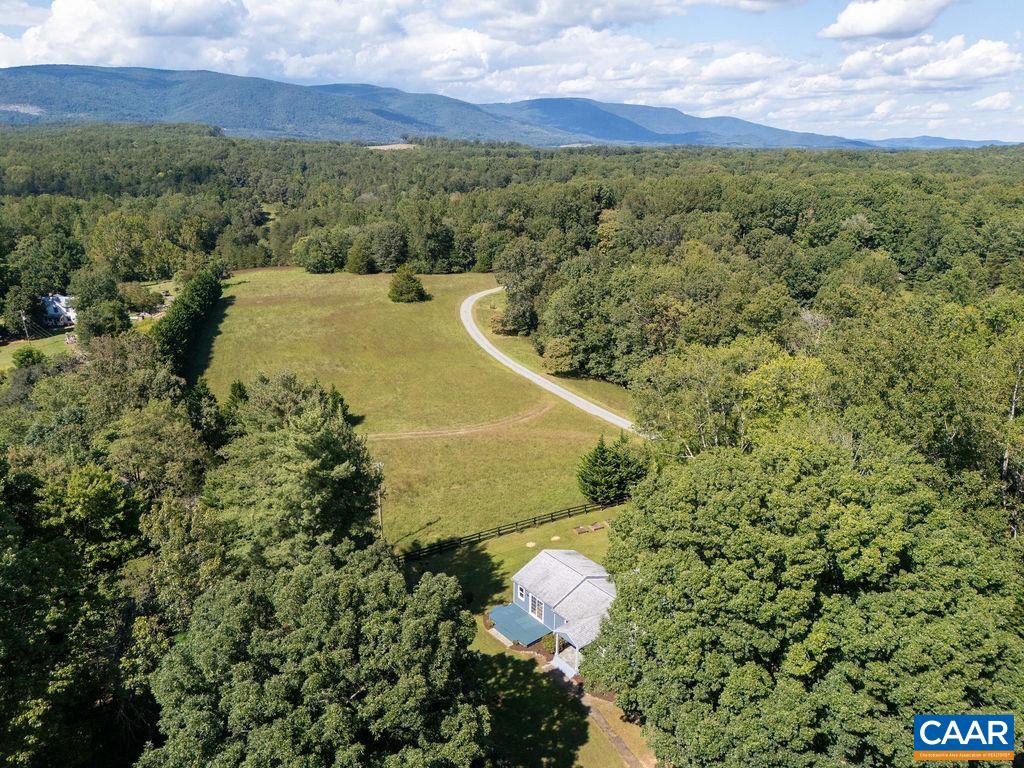 8165 OPEN GATE LN, AFTON, Virginia 22920, 3 Bedrooms Bedrooms, ,2 BathroomsBathrooms,Residential,8165 OPEN GATE LN,668682 MLS # 668682