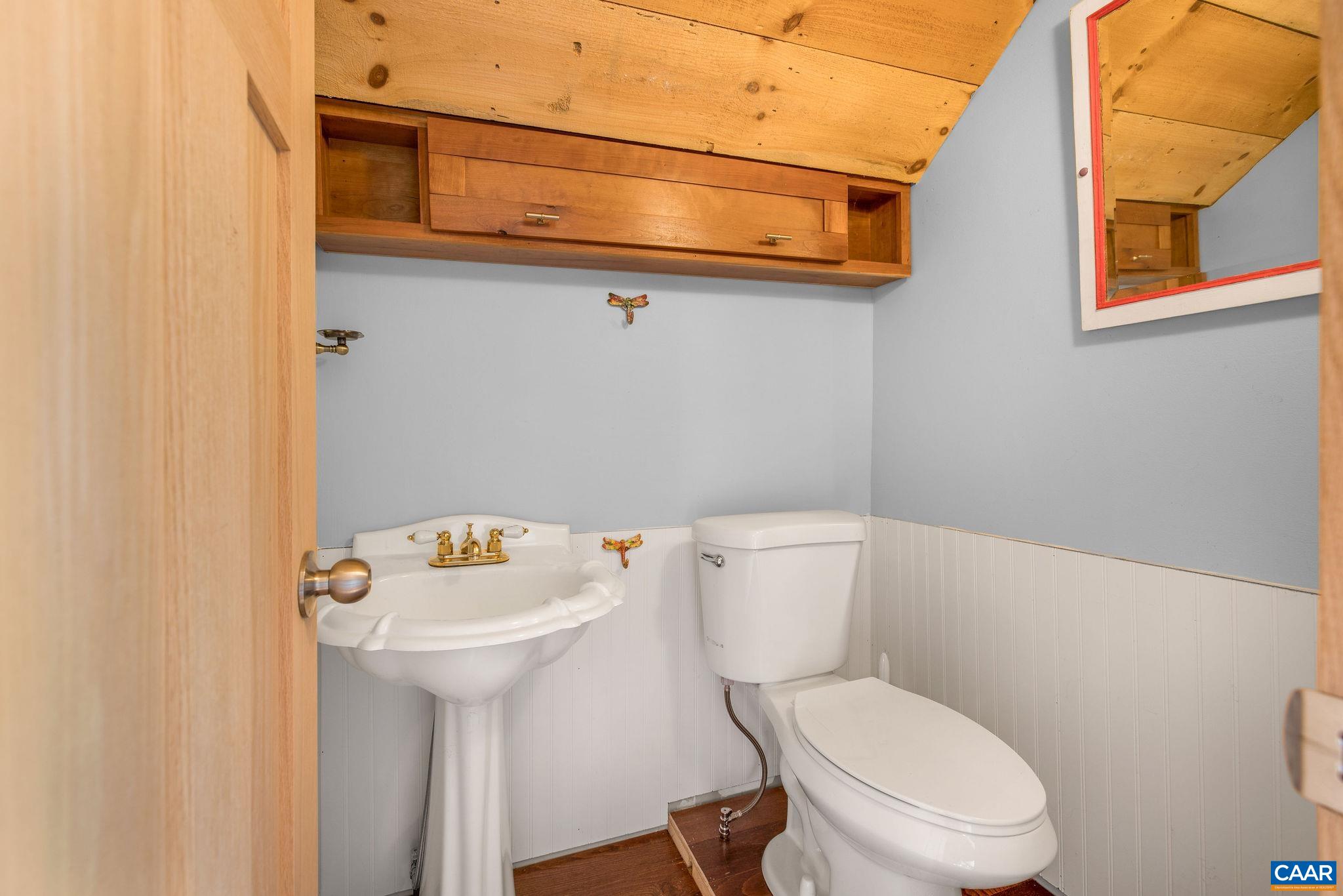 6878 CHAP PLACE LN, CROZET, Virginia 22932, 2 Bedrooms Bedrooms, ,1 BathroomBathrooms,Residential,6878 CHAP PLACE LN,668692 MLS # 668692