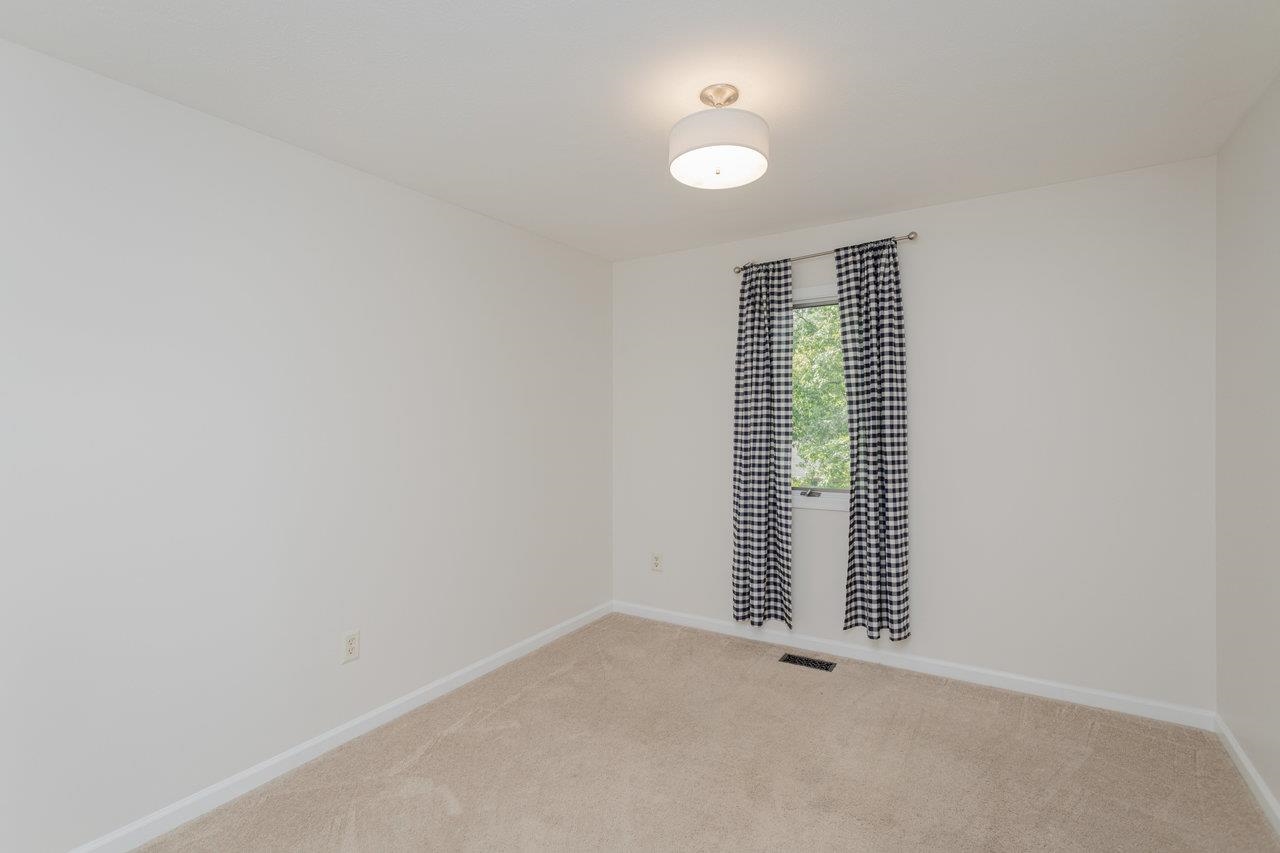 452 PASSAGE LN, MCGAHEYSVILLE, Virginia 22840, 3 Bedrooms Bedrooms, ,2 BathroomsBathrooms,Residential,452 PASSAGE LN,668702 MLS # 668702