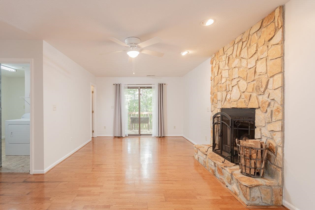 452 PASSAGE LN, MCGAHEYSVILLE, Virginia 22840, 3 Bedrooms Bedrooms, ,2 BathroomsBathrooms,Residential,452 PASSAGE LN,668702 MLS # 668702