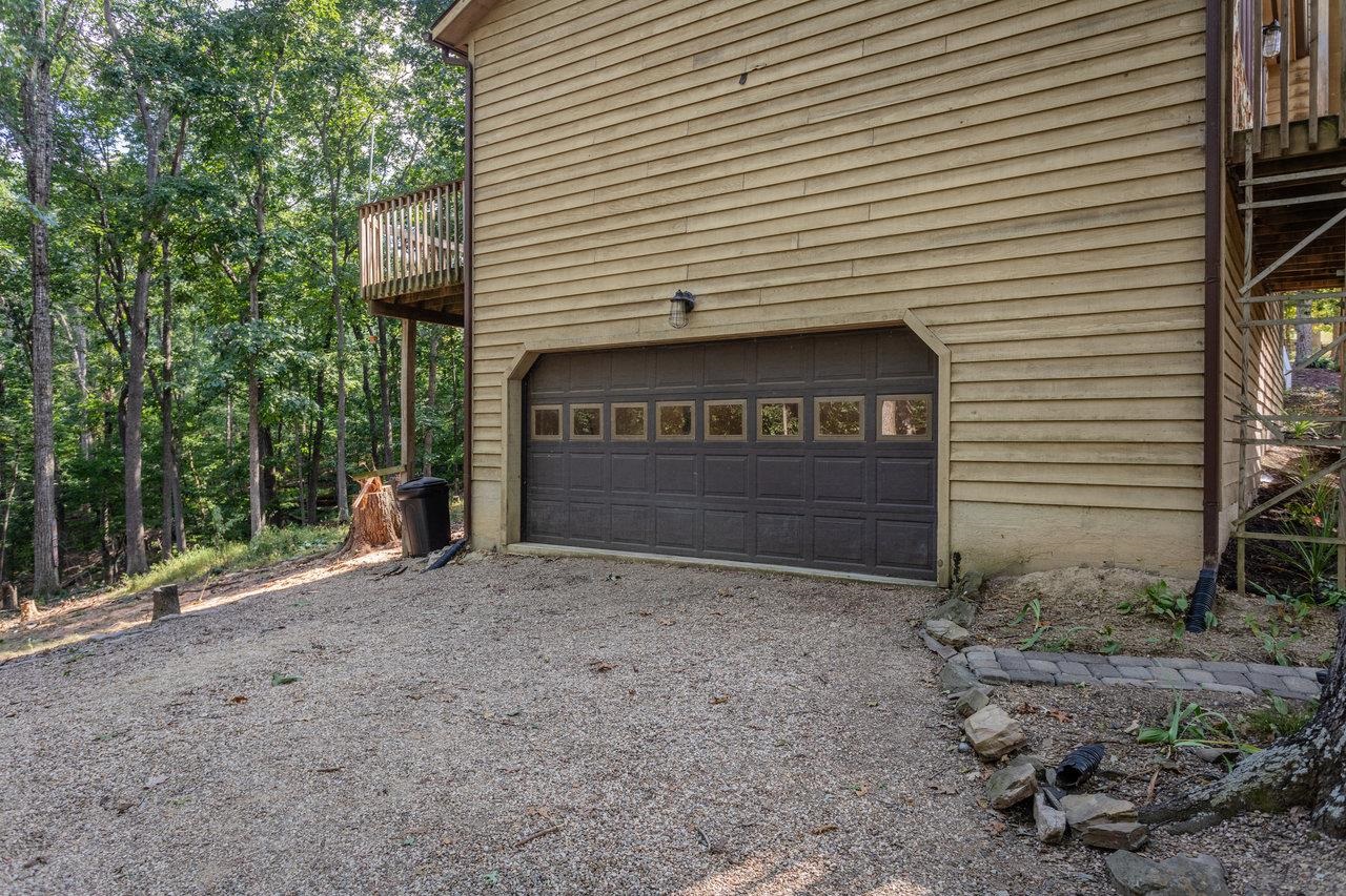 452 PASSAGE LN, MCGAHEYSVILLE, Virginia 22840, 3 Bedrooms Bedrooms, ,2 BathroomsBathrooms,Residential,452 PASSAGE LN,668702 MLS # 668702
