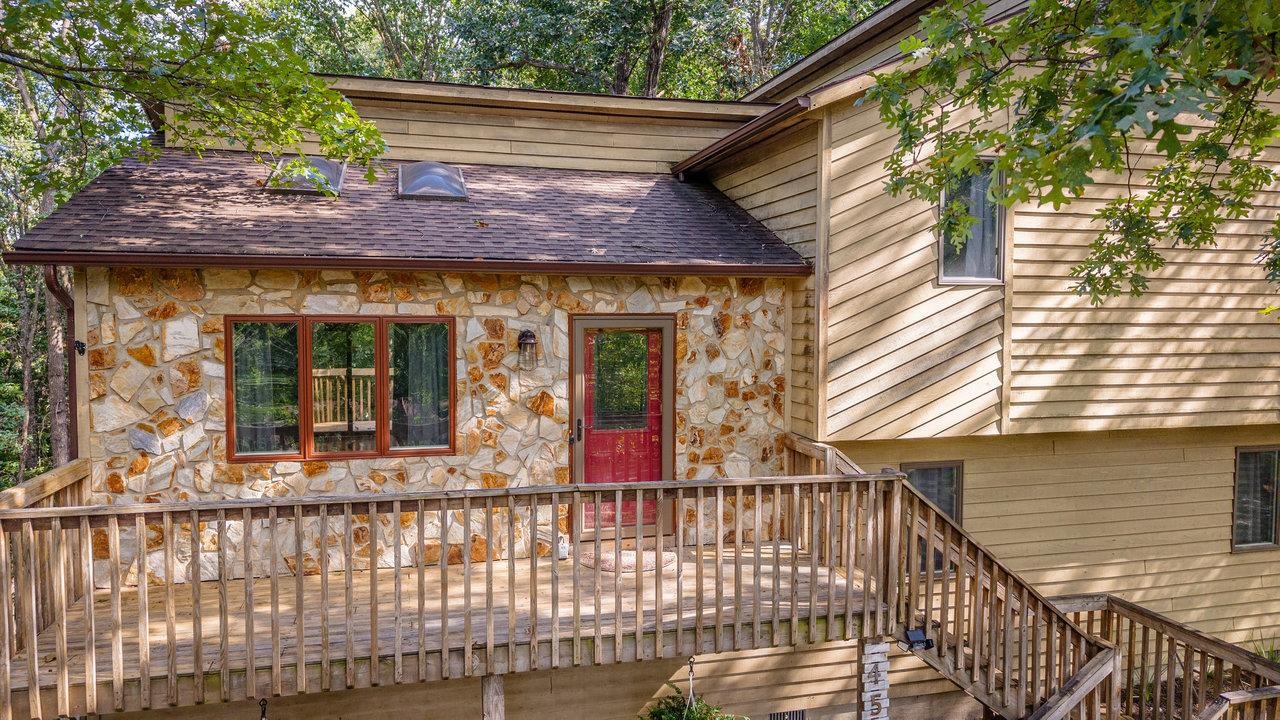 452 PASSAGE LN, MCGAHEYSVILLE, Virginia 22840, 3 Bedrooms Bedrooms, ,2 BathroomsBathrooms,Residential,452 PASSAGE LN,668702 MLS # 668702