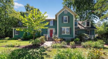 100 E COLONIAL HWY, HAMILTON, Virginia 20158, 6 Bedrooms Bedrooms, ,3 BathroomsBathrooms,Residential,For sale,100 E COLONIAL HWY,VALO2103824 MLS # VALO2103824