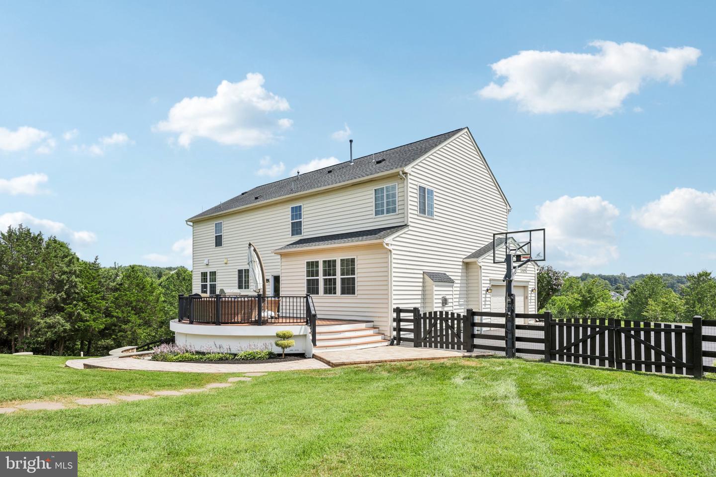 7040 HI ROCK RIDGE RD, WARRENTON, Virginia 20187, 5 Bedrooms Bedrooms, ,4 BathroomsBathrooms,Residential,For sale,7040 HI ROCK RIDGE RD,VAFQ2017828 MLS # VAFQ2017828