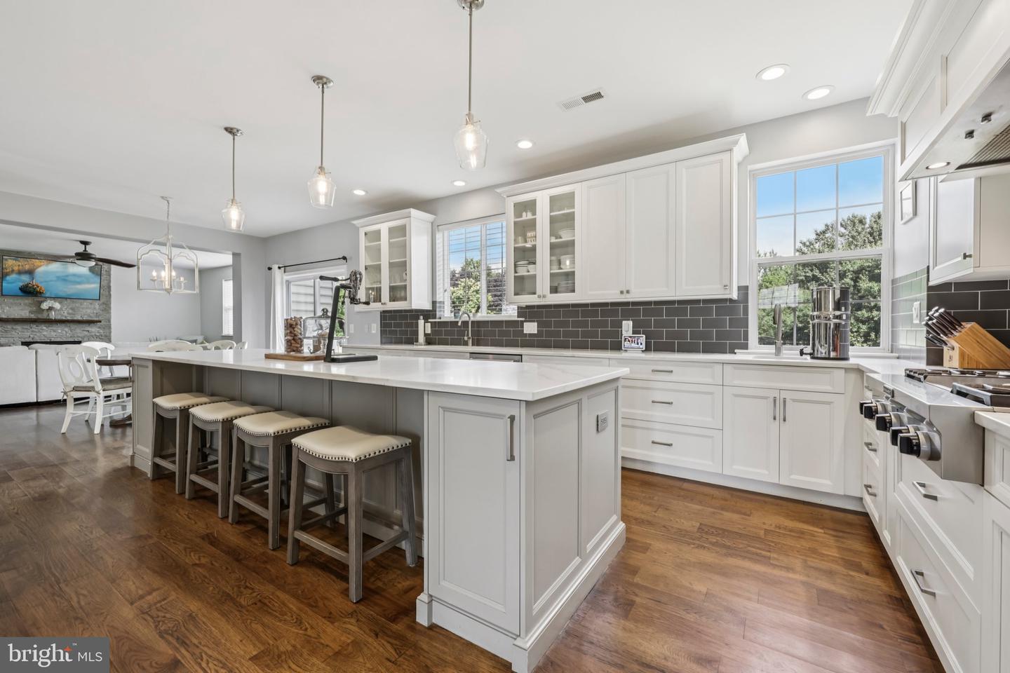 7040 HI ROCK RIDGE RD, WARRENTON, Virginia 20187, 5 Bedrooms Bedrooms, ,4 BathroomsBathrooms,Residential,For sale,7040 HI ROCK RIDGE RD,VAFQ2017828 MLS # VAFQ2017828