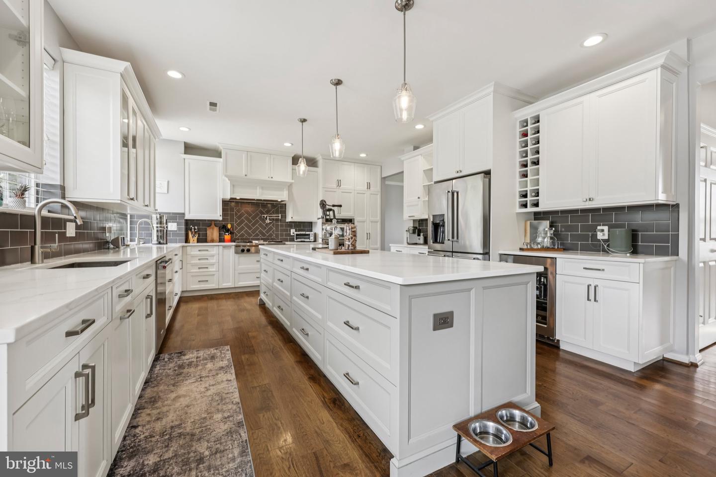 7040 HI ROCK RIDGE RD, WARRENTON, Virginia 20187, 5 Bedrooms Bedrooms, ,4 BathroomsBathrooms,Residential,For sale,7040 HI ROCK RIDGE RD,VAFQ2017828 MLS # VAFQ2017828
