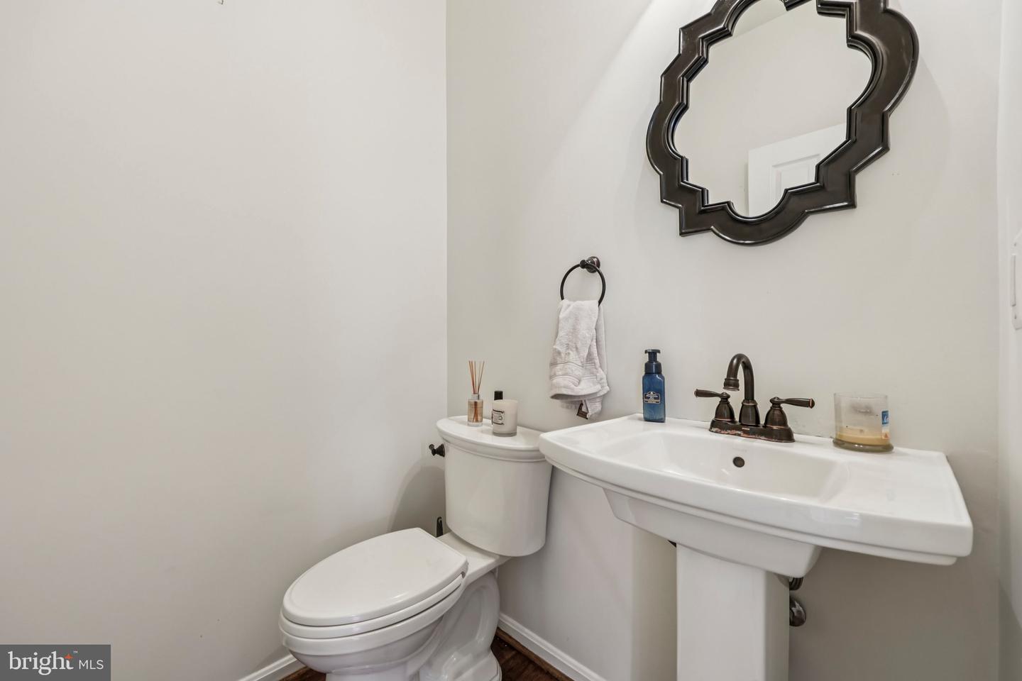 7040 HI ROCK RIDGE RD, WARRENTON, Virginia 20187, 5 Bedrooms Bedrooms, ,4 BathroomsBathrooms,Residential,For sale,7040 HI ROCK RIDGE RD,VAFQ2017828 MLS # VAFQ2017828