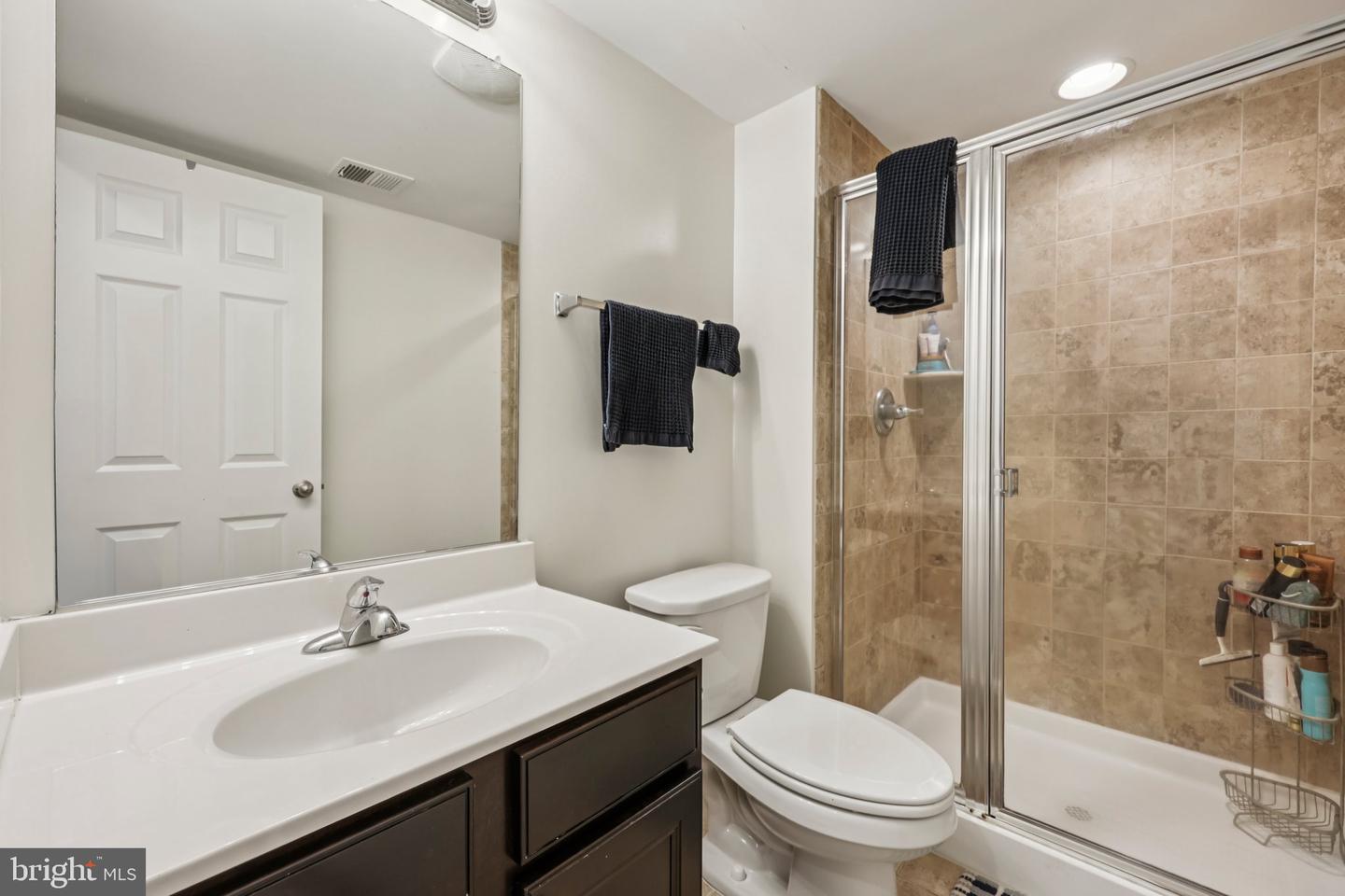 7040 HI ROCK RIDGE RD, WARRENTON, Virginia 20187, 5 Bedrooms Bedrooms, ,4 BathroomsBathrooms,Residential,For sale,7040 HI ROCK RIDGE RD,VAFQ2017828 MLS # VAFQ2017828