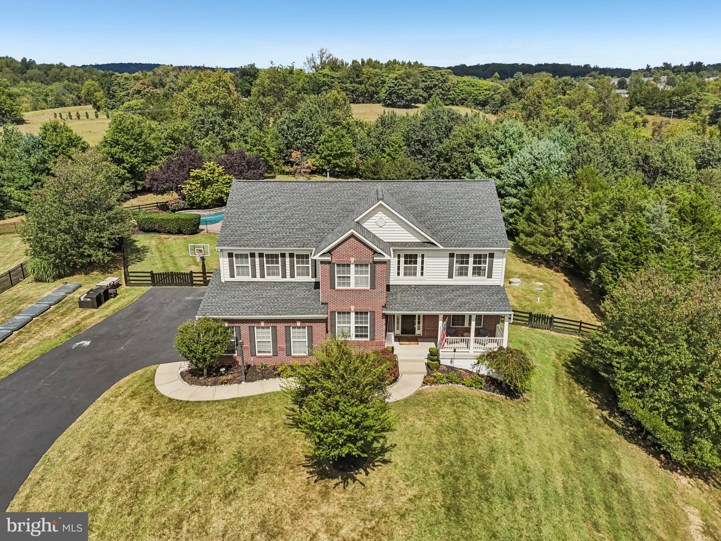 7040 HI ROCK RIDGE RD, WARRENTON, Virginia 20187, 5 Bedrooms Bedrooms, ,4 BathroomsBathrooms,Residential,For sale,7040 HI ROCK RIDGE RD,VAFQ2017828 MLS # VAFQ2017828