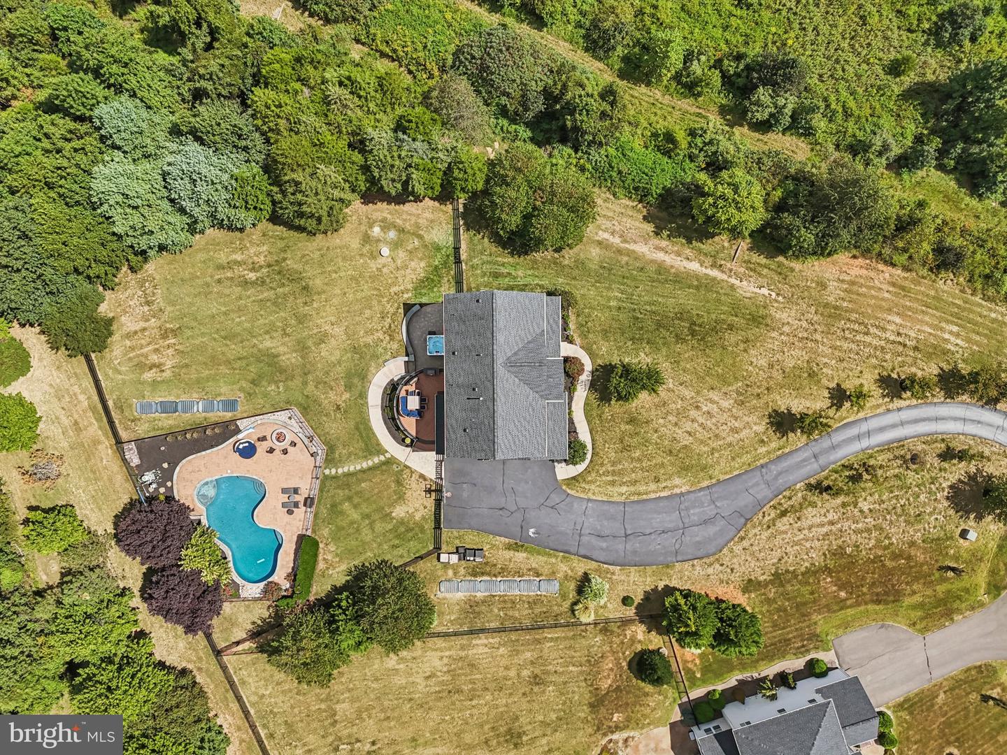 7040 HI ROCK RIDGE RD, WARRENTON, Virginia 20187, 5 Bedrooms Bedrooms, ,4 BathroomsBathrooms,Residential,For sale,7040 HI ROCK RIDGE RD,VAFQ2017828 MLS # VAFQ2017828