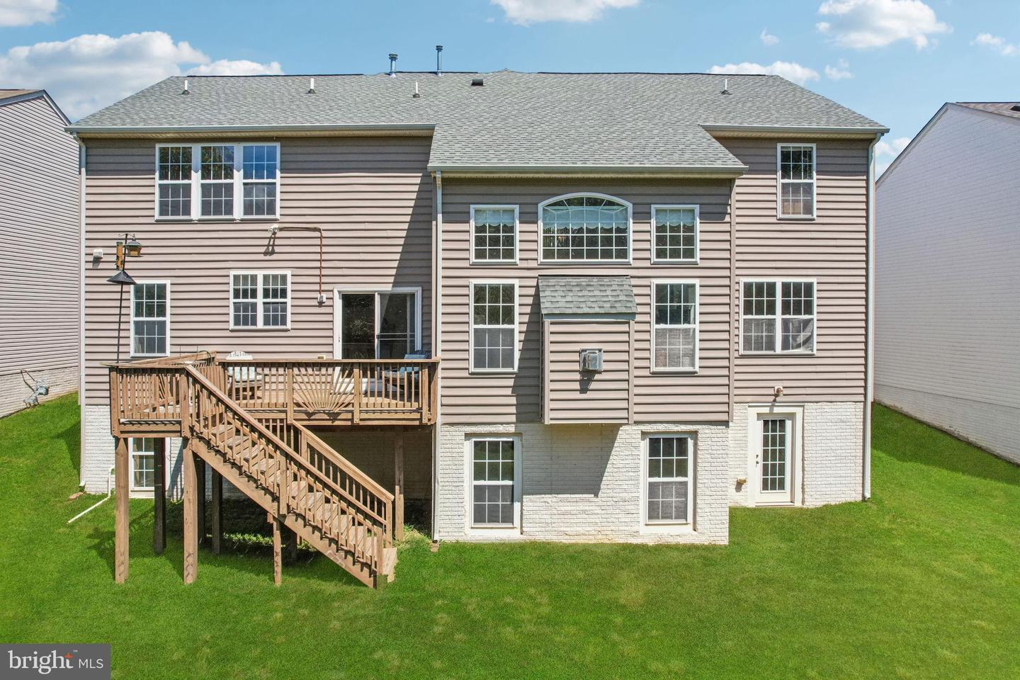 9311 LAUREL OAK DR, FREDERICKSBURG, Virginia 22407, 4 Bedrooms Bedrooms, 8 Rooms Rooms,3 BathroomsBathrooms,Residential,For sale,9311 LAUREL OAK DR,VASP2035238 MLS # VASP2035238