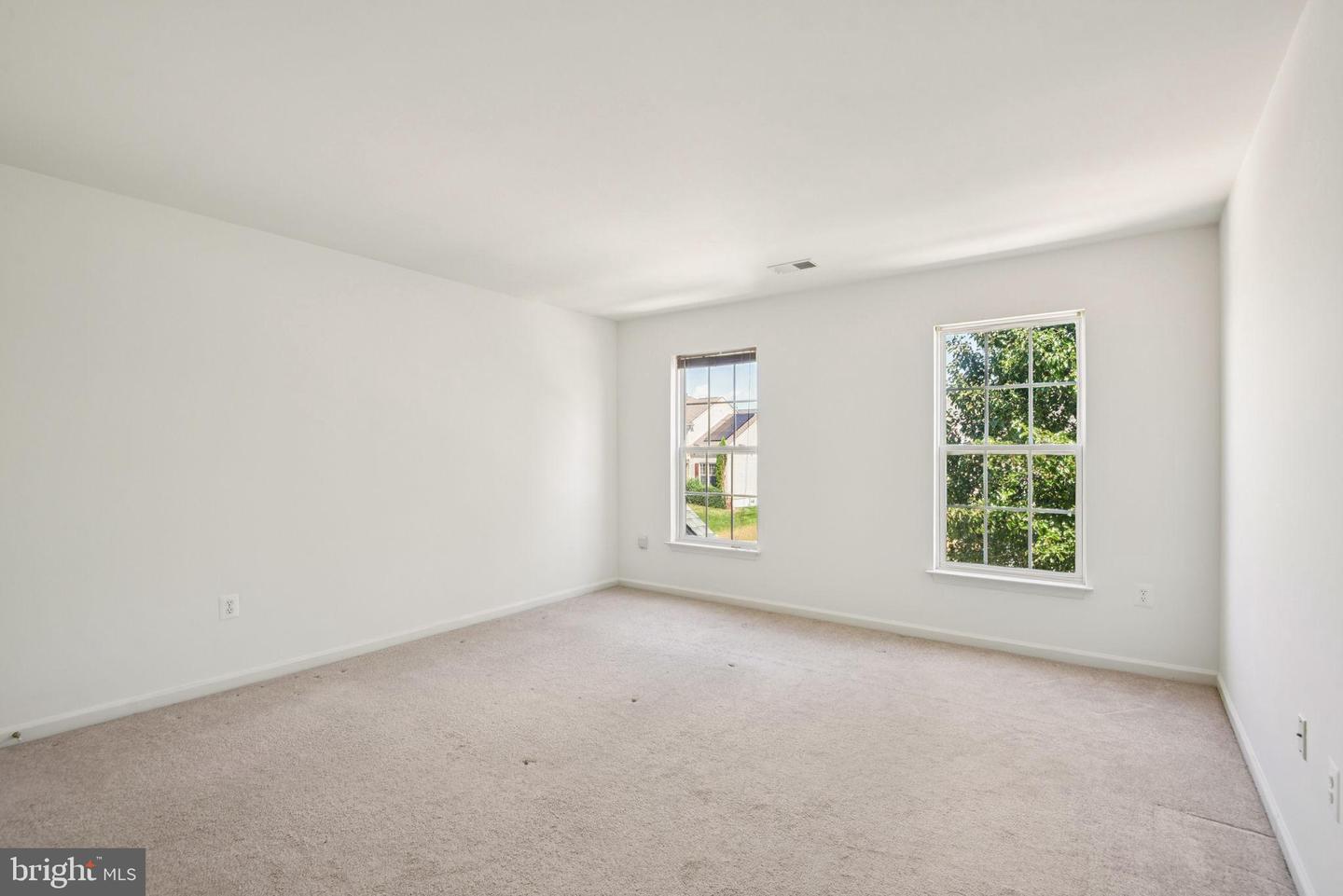 9311 LAUREL OAK DR, FREDERICKSBURG, Virginia 22407, 4 Bedrooms Bedrooms, 8 Rooms Rooms,3 BathroomsBathrooms,Residential,For sale,9311 LAUREL OAK DR,VASP2035238 MLS # VASP2035238