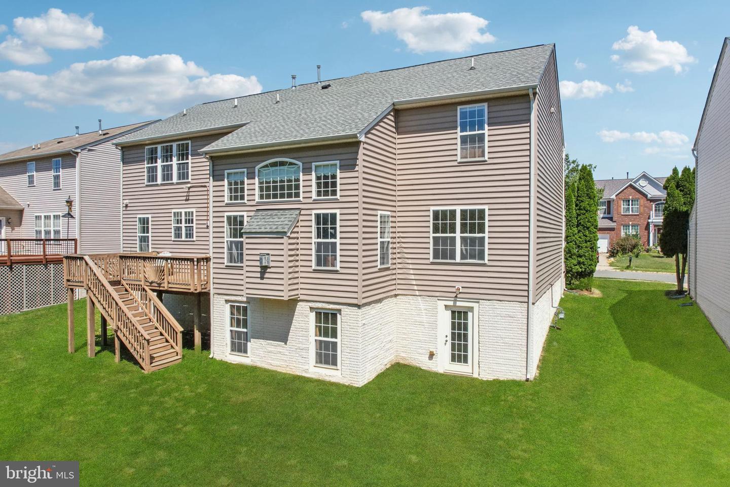 9311 LAUREL OAK DR, FREDERICKSBURG, Virginia 22407, 4 Bedrooms Bedrooms, 8 Rooms Rooms,3 BathroomsBathrooms,Residential,For sale,9311 LAUREL OAK DR,VASP2035238 MLS # VASP2035238