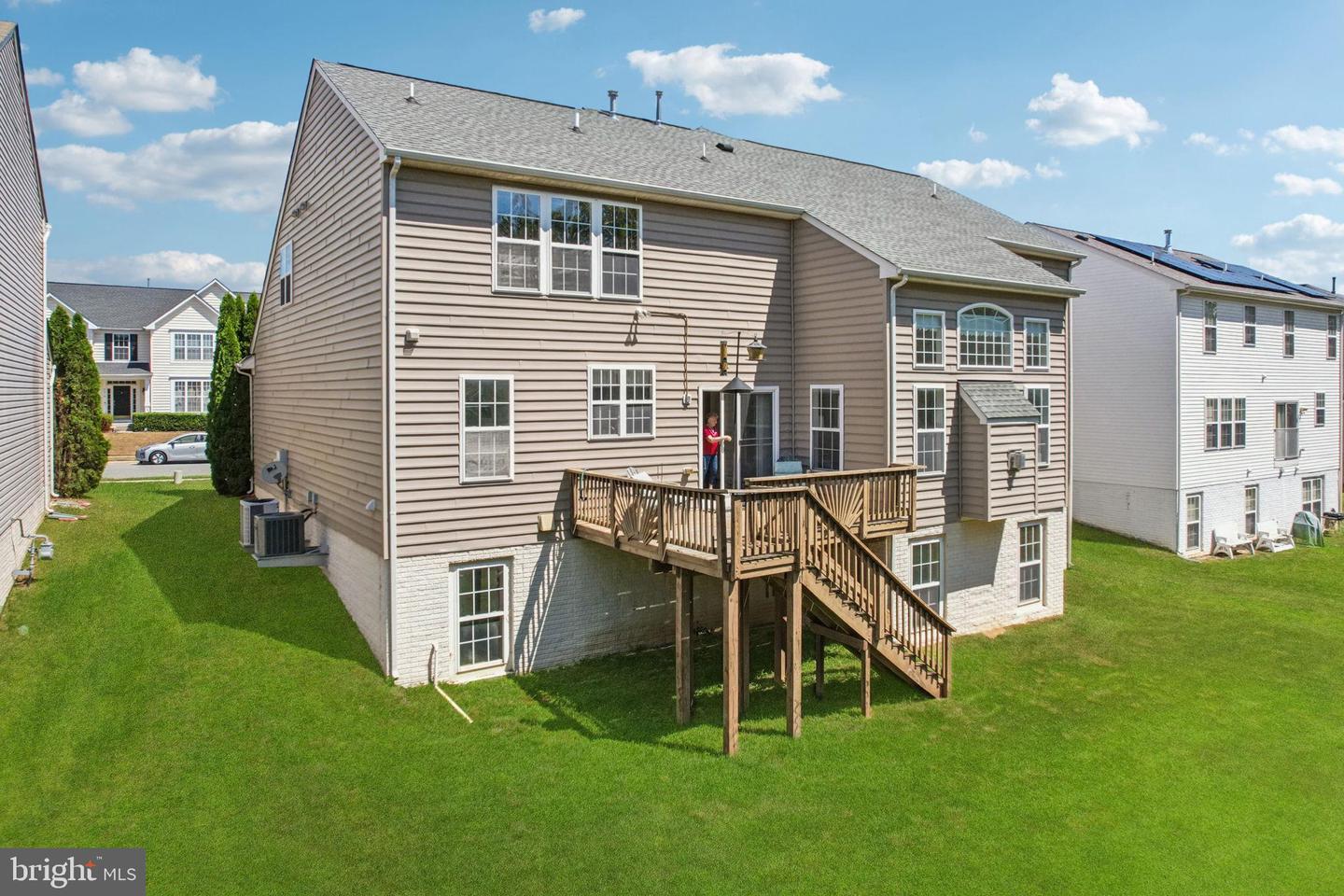 9311 LAUREL OAK DR, FREDERICKSBURG, Virginia 22407, 4 Bedrooms Bedrooms, 8 Rooms Rooms,3 BathroomsBathrooms,Residential,For sale,9311 LAUREL OAK DR,VASP2035238 MLS # VASP2035238
