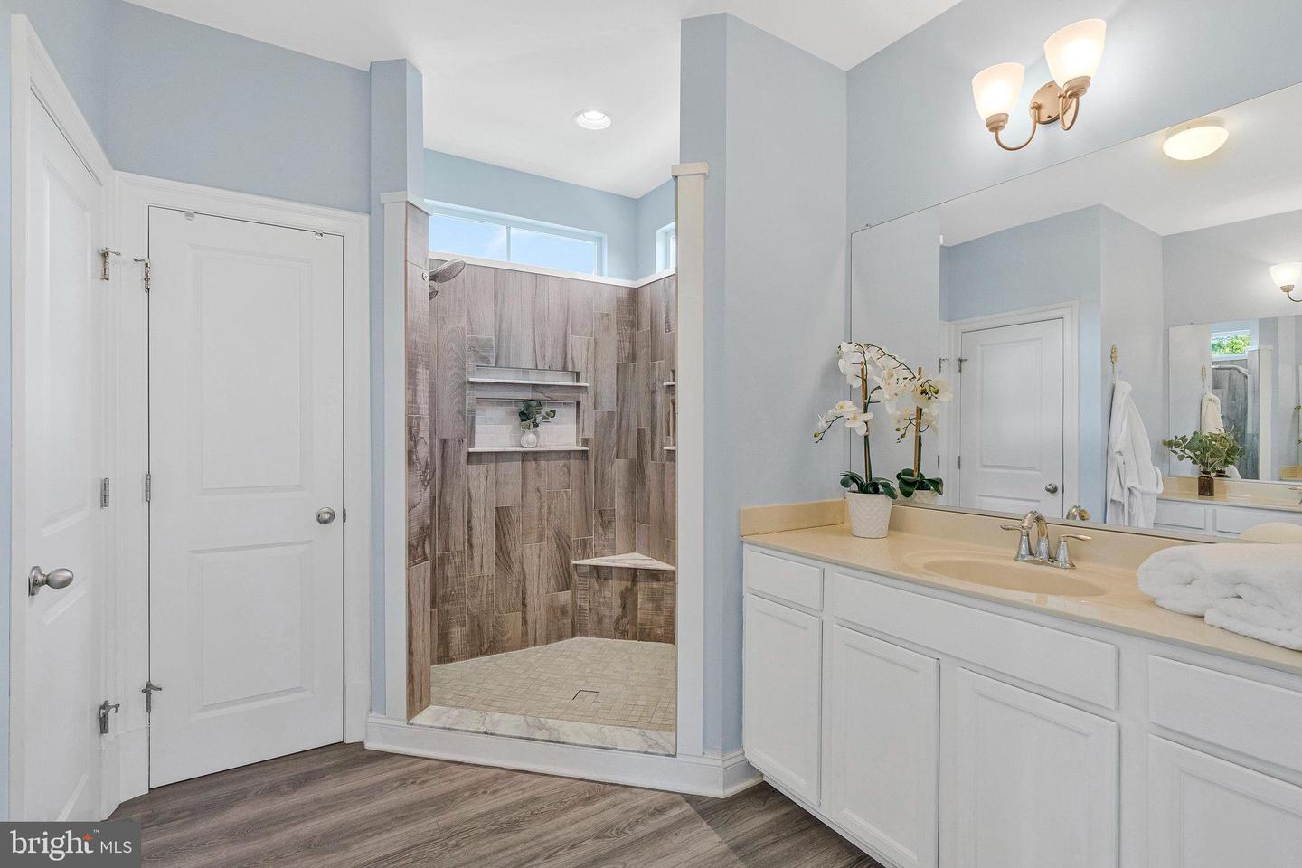 23712 SAFFLOWER CT, ASHBURN, Virginia 20148, 4 Bedrooms Bedrooms, ,3 BathroomsBathrooms,Residential,For sale,23712 SAFFLOWER CT,VALO2104188 MLS # VALO2104188