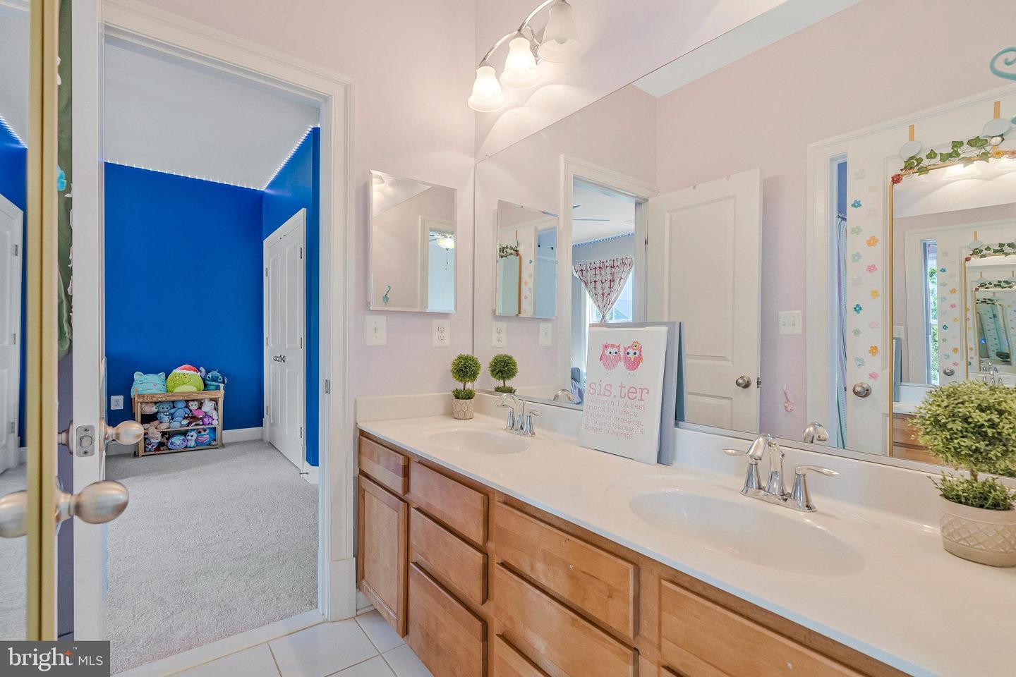 23712 SAFFLOWER CT, ASHBURN, Virginia 20148, 4 Bedrooms Bedrooms, ,3 BathroomsBathrooms,Residential,For sale,23712 SAFFLOWER CT,VALO2104188 MLS # VALO2104188