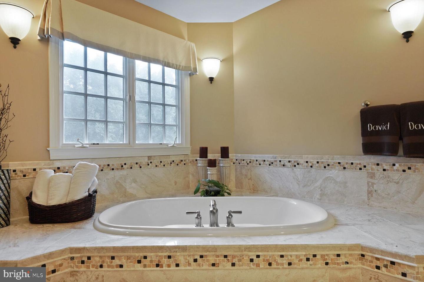 9864 WALKER GLEN CT, GREAT FALLS, Virginia 22066, 7 Bedrooms Bedrooms, ,7 BathroomsBathrooms,Residential,For sale,9864 WALKER GLEN CT,VAFX2260212 MLS # VAFX2260212