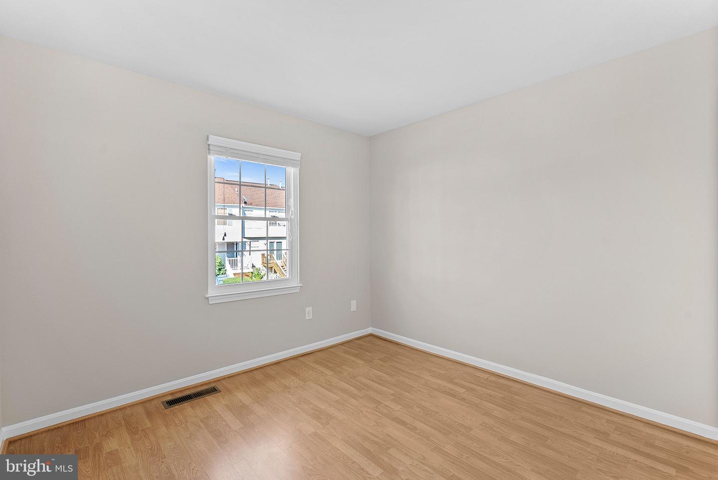 908 SMARTTS LN NE, LEESBURG, Virginia 20176, 3 Bedrooms Bedrooms, ,2 BathroomsBathrooms,Residential,For sale,908 SMARTTS LN NE,VALO2104300 MLS # VALO2104300