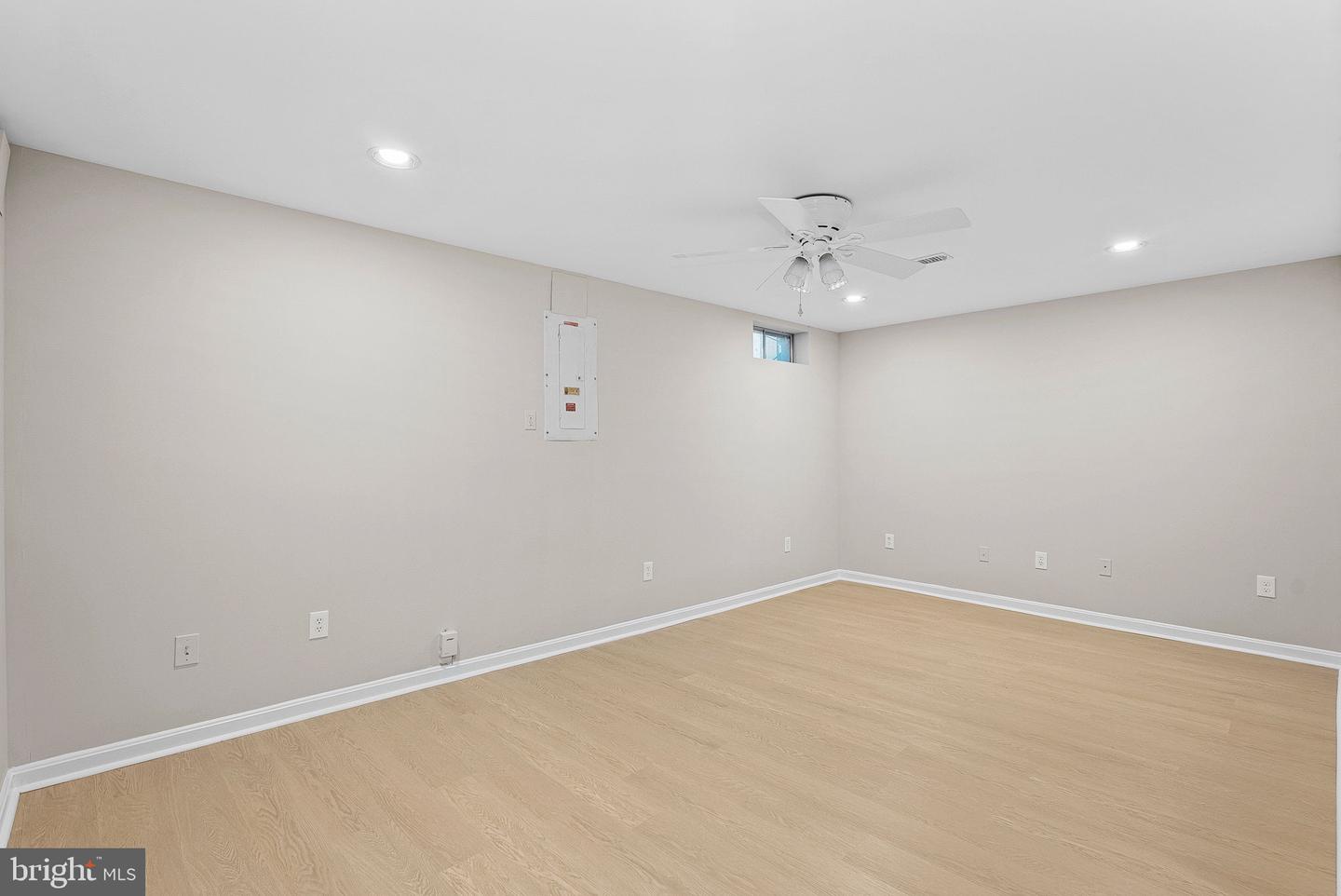 908 SMARTTS LN NE, LEESBURG, Virginia 20176, 3 Bedrooms Bedrooms, ,2 BathroomsBathrooms,Residential,For sale,908 SMARTTS LN NE,VALO2104300 MLS # VALO2104300