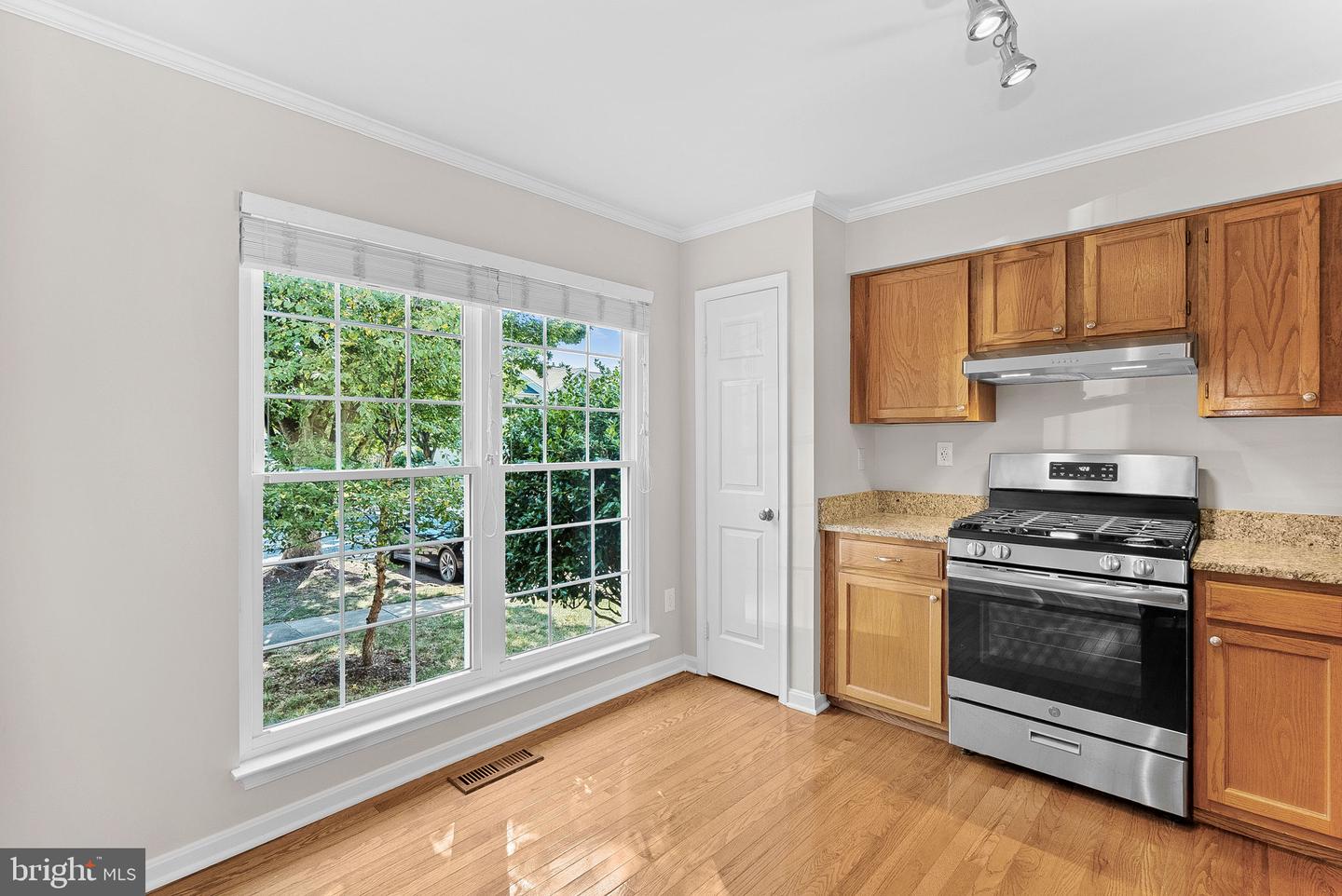 908 SMARTTS LN NE, LEESBURG, Virginia 20176, 3 Bedrooms Bedrooms, ,2 BathroomsBathrooms,Residential,For sale,908 SMARTTS LN NE,VALO2104300 MLS # VALO2104300