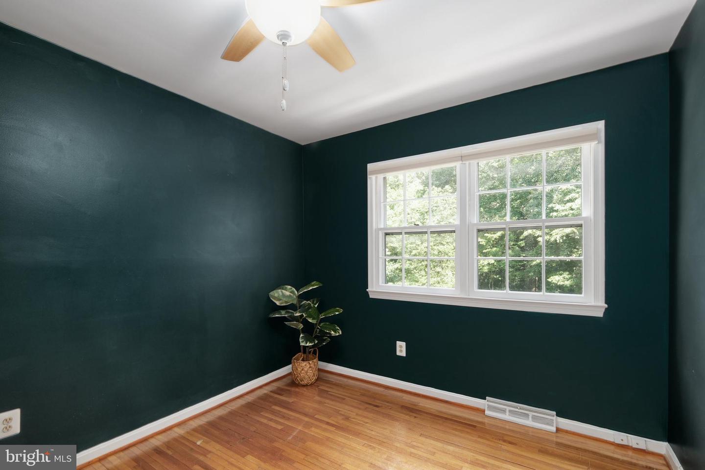 11905 CUB CT, FAIRFAX STATION, Virginia 22039, 4 Bedrooms Bedrooms, ,2 BathroomsBathrooms,Residential,For sale,11905 CUB CT,VAFX2260708 MLS # VAFX2260708