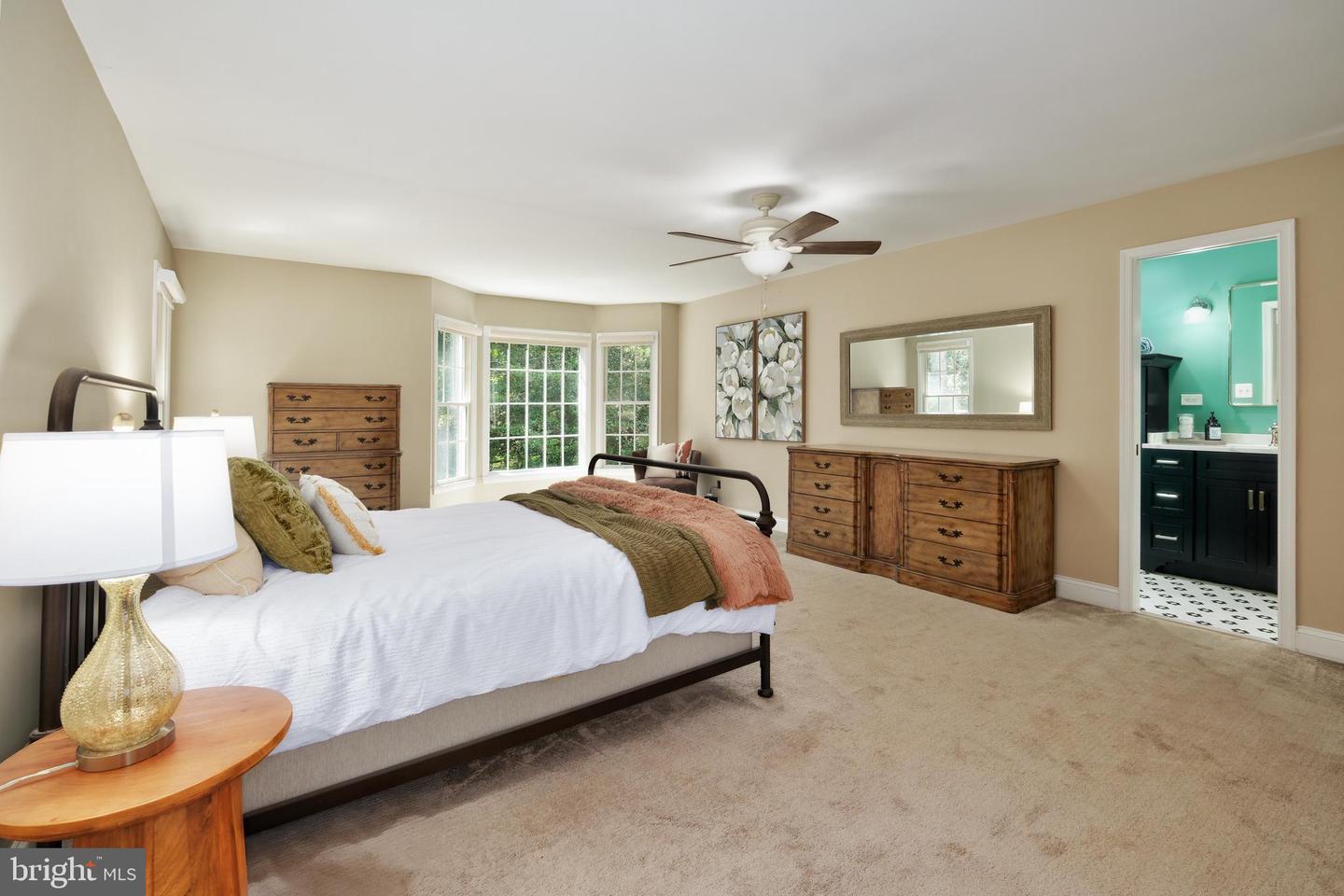 11905 CUB CT, FAIRFAX STATION, Virginia 22039, 4 Bedrooms Bedrooms, ,2 BathroomsBathrooms,Residential,For sale,11905 CUB CT,VAFX2260708 MLS # VAFX2260708