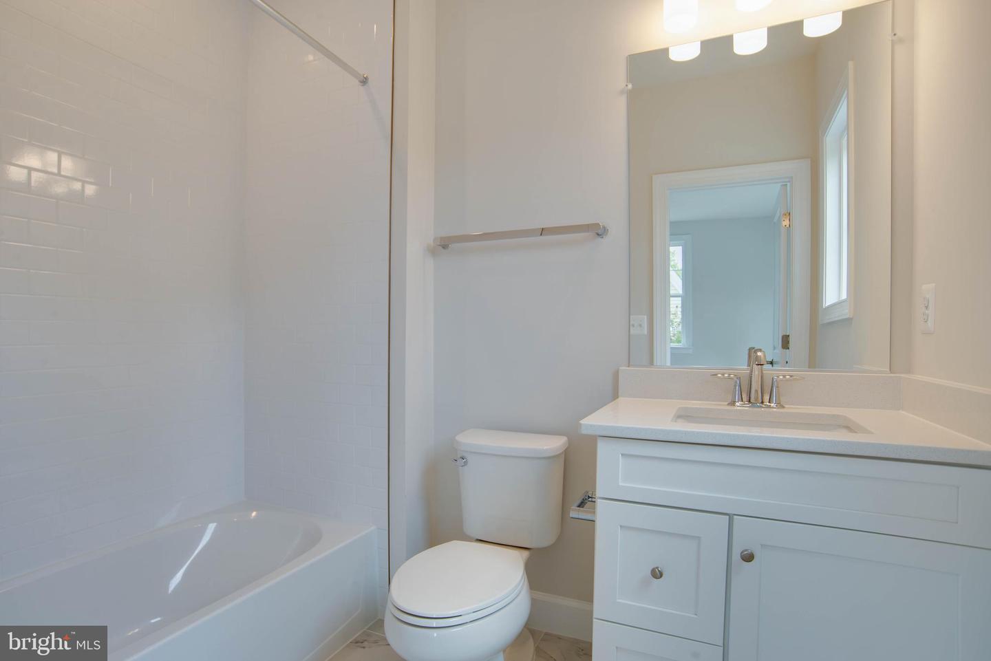1419 COTTAGE ST SW, VIENNA, Virginia 22180, 6 Bedrooms Bedrooms, ,5 BathroomsBathrooms,Residential,For sale,1419 COTTAGE ST SW,VAFX2260792 MLS # VAFX2260792