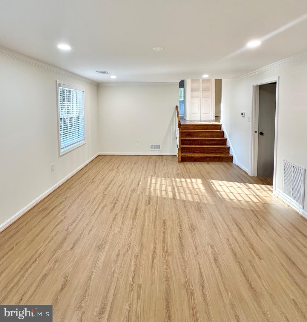 4410 WOODCHUCK CT, ANNANDALE, Virginia 22003, 4 Bedrooms Bedrooms, ,2 BathroomsBathrooms,Residential,For sale,4410 WOODCHUCK CT,VAFX2260994 MLS # VAFX2260994