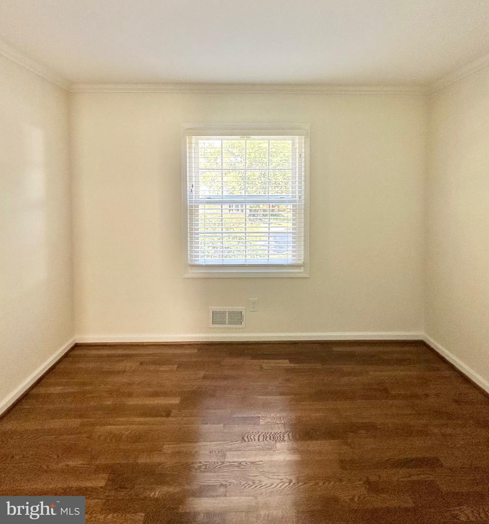 4410 WOODCHUCK CT, ANNANDALE, Virginia 22003, 4 Bedrooms Bedrooms, ,2 BathroomsBathrooms,Residential,For sale,4410 WOODCHUCK CT,VAFX2260994 MLS # VAFX2260994