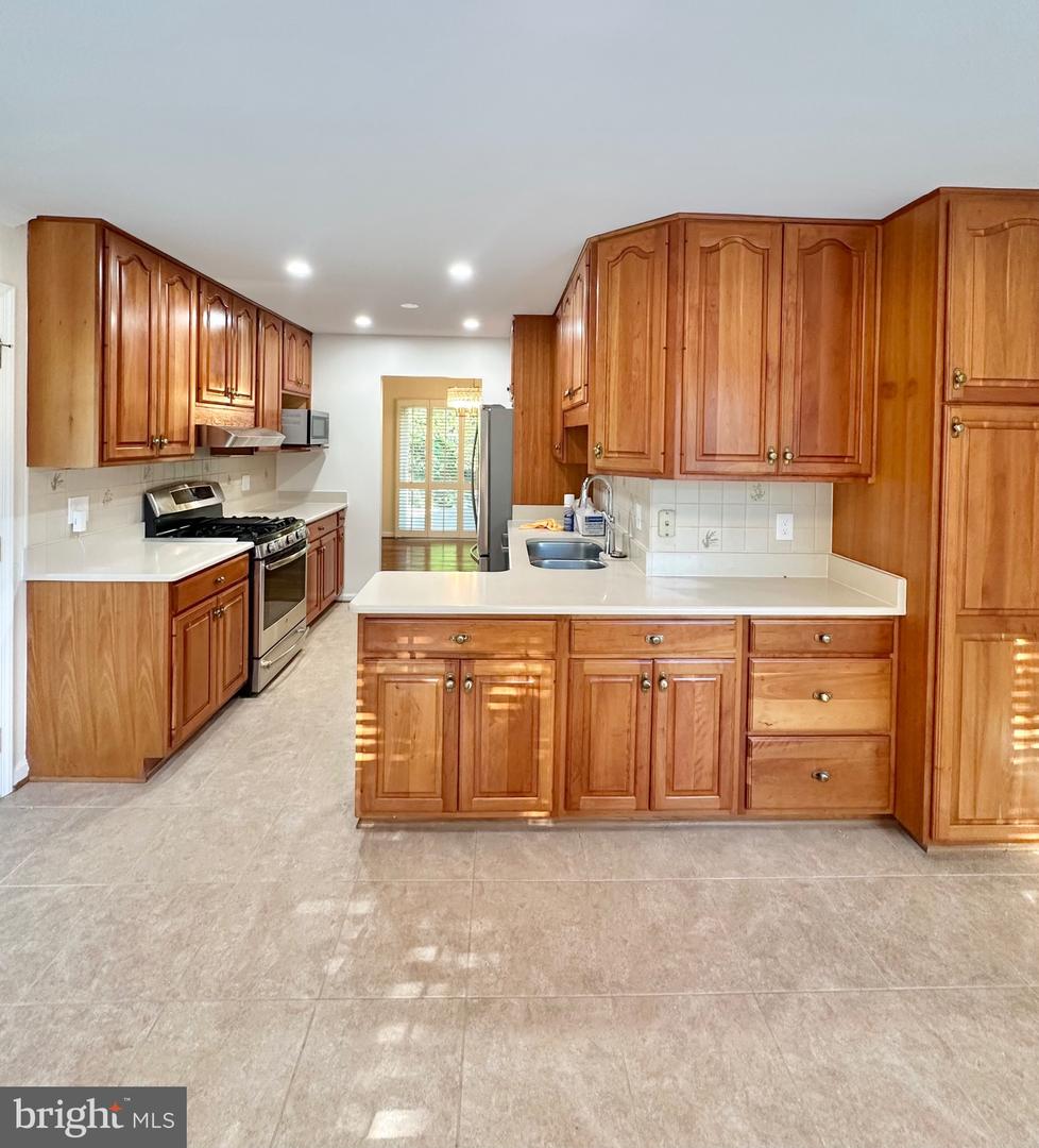 4410 WOODCHUCK CT, ANNANDALE, Virginia 22003, 4 Bedrooms Bedrooms, ,2 BathroomsBathrooms,Residential,For sale,4410 WOODCHUCK CT,VAFX2260994 MLS # VAFX2260994