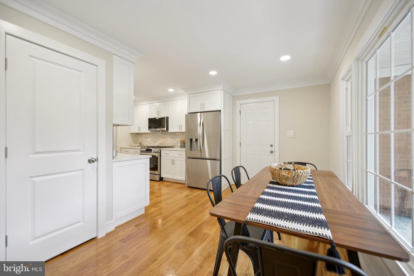 1829 HORSEBACK TRL, VIENNA, Virginia 22182, 4 Bedrooms Bedrooms, 16 Rooms Rooms,4 BathroomsBathrooms,Residential,For sale,1829 HORSEBACK TRL,VAFX2261254 MLS # VAFX2261254
