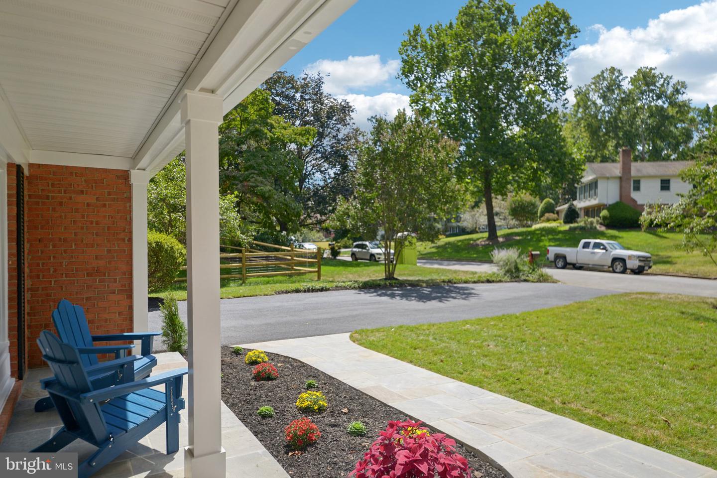 1829 HORSEBACK TRL, VIENNA, Virginia 22182, 4 Bedrooms Bedrooms, 16 Rooms Rooms,4 BathroomsBathrooms,Residential,For sale,1829 HORSEBACK TRL,VAFX2261254 MLS # VAFX2261254