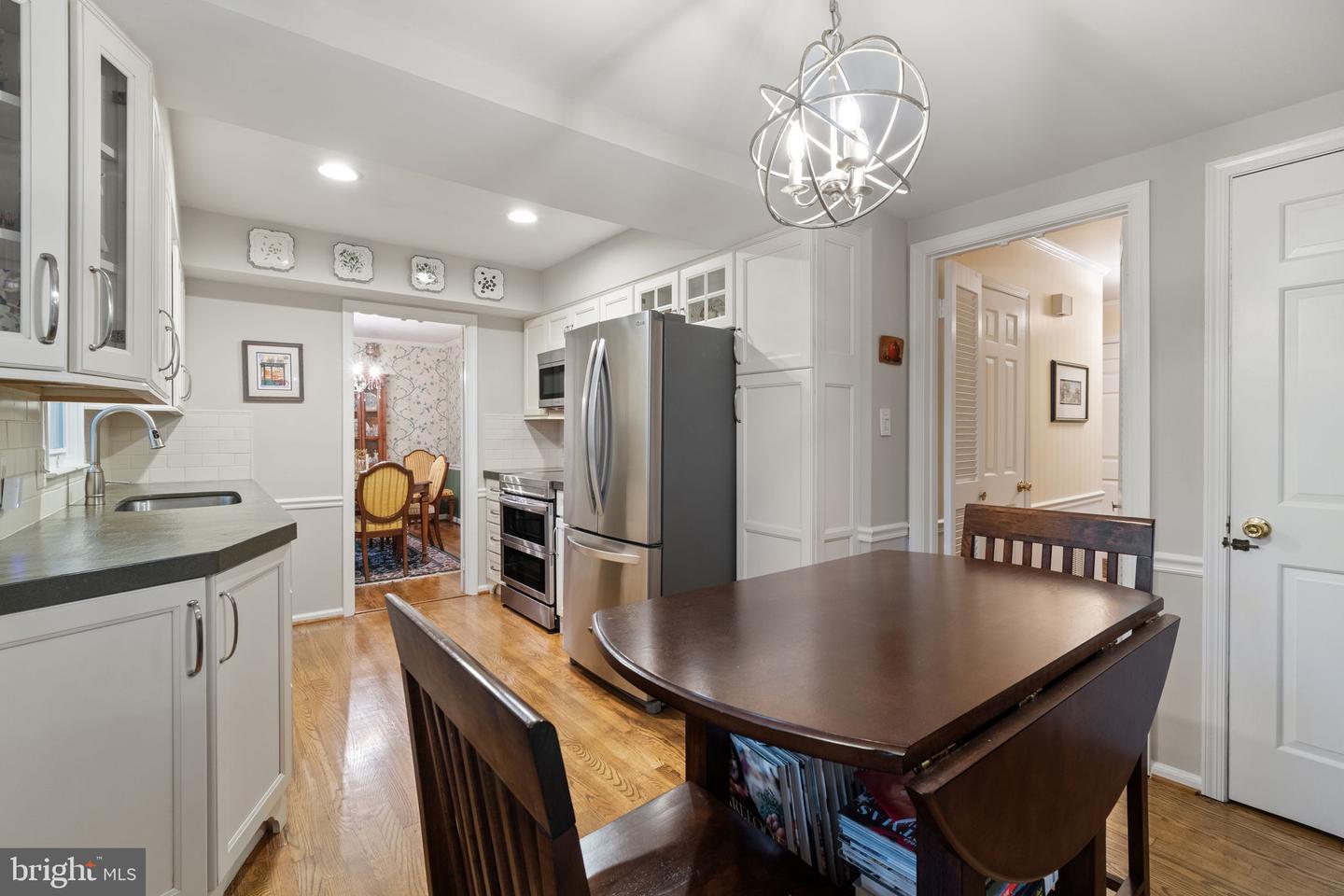 1005 KERGE CT SE, VIENNA, Virginia 22180, 5 Bedrooms Bedrooms, ,3 BathroomsBathrooms,Residential,For sale,1005 KERGE CT SE,VAFX2261324 MLS # VAFX2261324