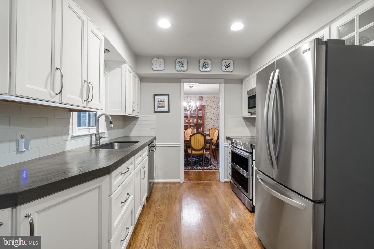 1005 KERGE CT SE, VIENNA, Virginia 22180, 5 Bedrooms Bedrooms, ,3 BathroomsBathrooms,Residential,For sale,1005 KERGE CT SE,VAFX2261324 MLS # VAFX2261324