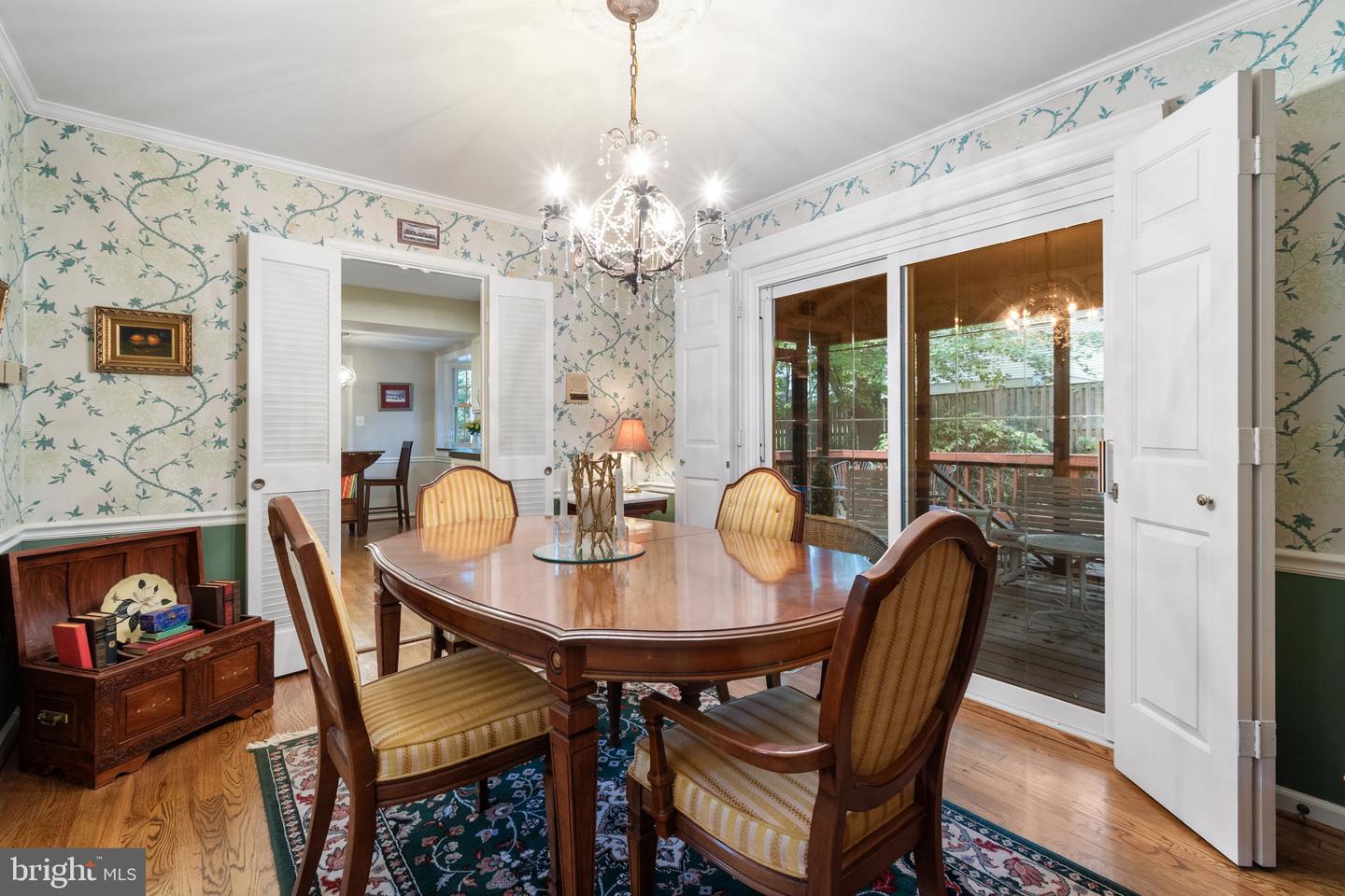 1005 KERGE CT SE, VIENNA, Virginia 22180, 5 Bedrooms Bedrooms, ,3 BathroomsBathrooms,Residential,For sale,1005 KERGE CT SE,VAFX2261324 MLS # VAFX2261324