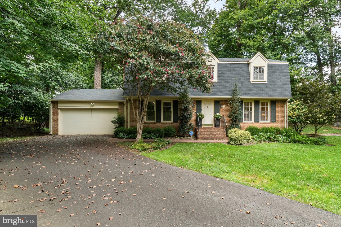 1005 KERGE CT SE, VIENNA, Virginia 22180, 5 Bedrooms Bedrooms, ,3 BathroomsBathrooms,Residential,For sale,1005 KERGE CT SE,VAFX2261324 MLS # VAFX2261324