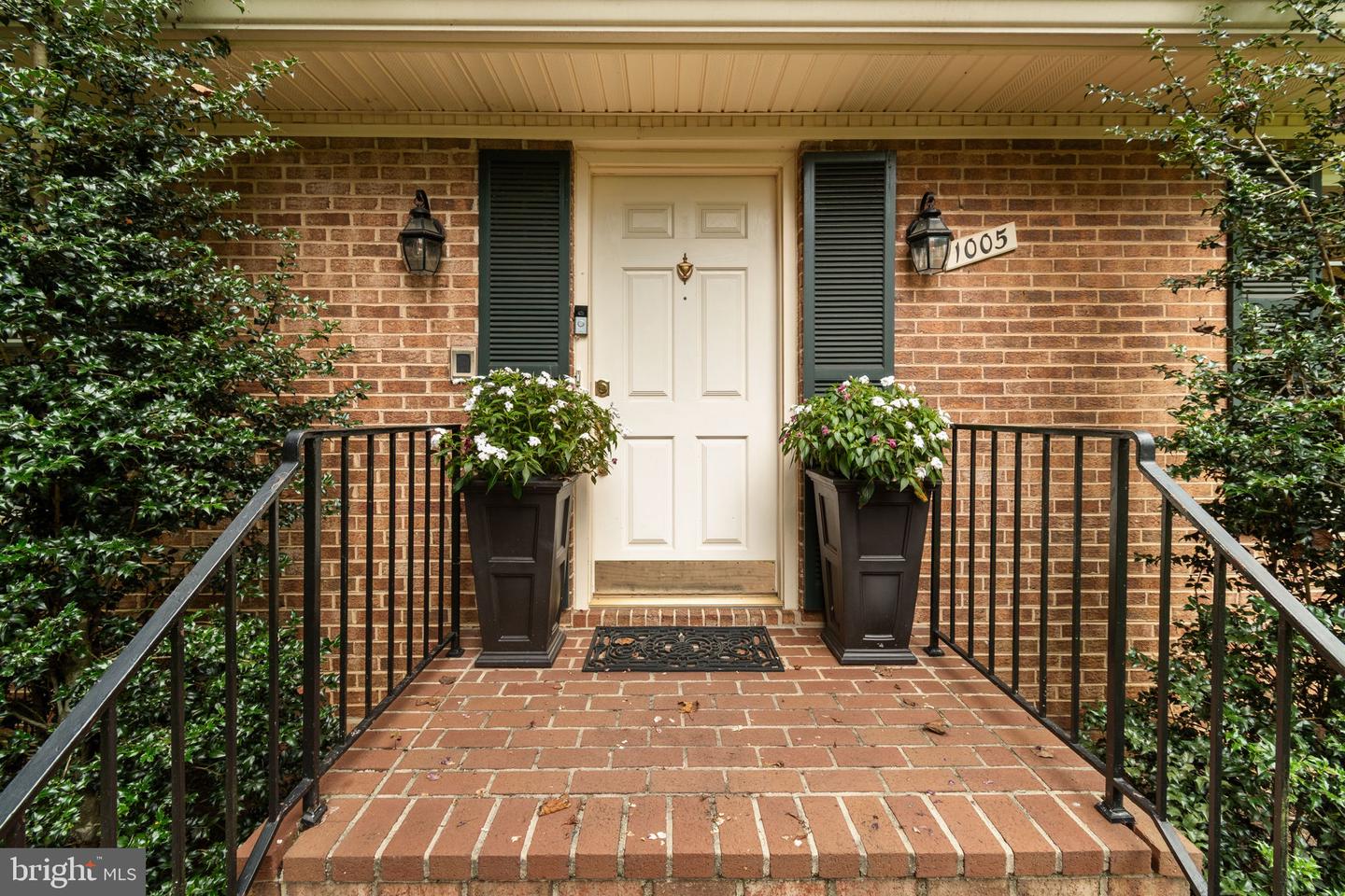1005 KERGE CT SE, VIENNA, Virginia 22180, 5 Bedrooms Bedrooms, ,3 BathroomsBathrooms,Residential,For sale,1005 KERGE CT SE,VAFX2261324 MLS # VAFX2261324