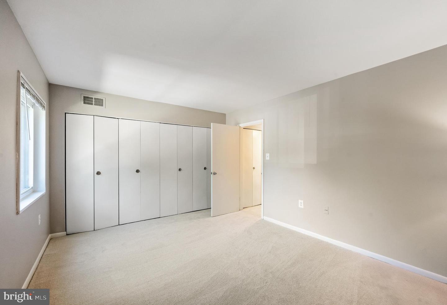 1536 NORTHGATE SQ #22A, RESTON, Virginia 20190, 1 Bedroom Bedrooms, 6 Rooms Rooms,1 BathroomBathrooms,Residential,For sale,1536 NORTHGATE SQ #22A,VAFX2261458 MLS # VAFX2261458