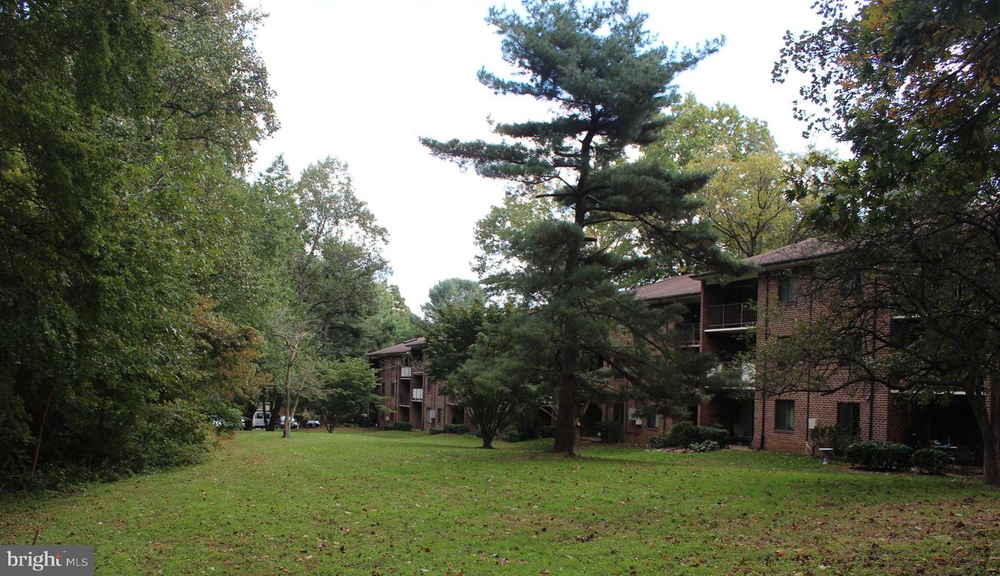 1536 NORTHGATE SQ #22A, RESTON, Virginia 20190, 1 Bedroom Bedrooms, 6 Rooms Rooms,1 BathroomBathrooms,Residential,For sale,1536 NORTHGATE SQ #22A,VAFX2261458 MLS # VAFX2261458