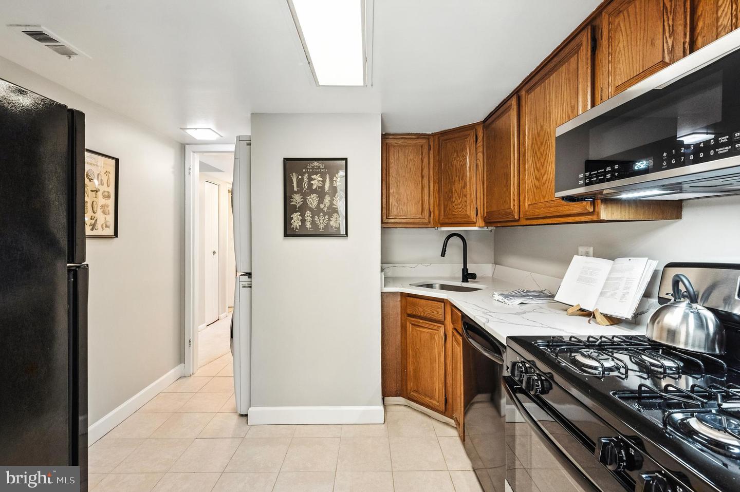 1536 NORTHGATE SQ #22A, RESTON, Virginia 20190, 1 Bedroom Bedrooms, 6 Rooms Rooms,1 BathroomBathrooms,Residential,For sale,1536 NORTHGATE SQ #22A,VAFX2261458 MLS # VAFX2261458