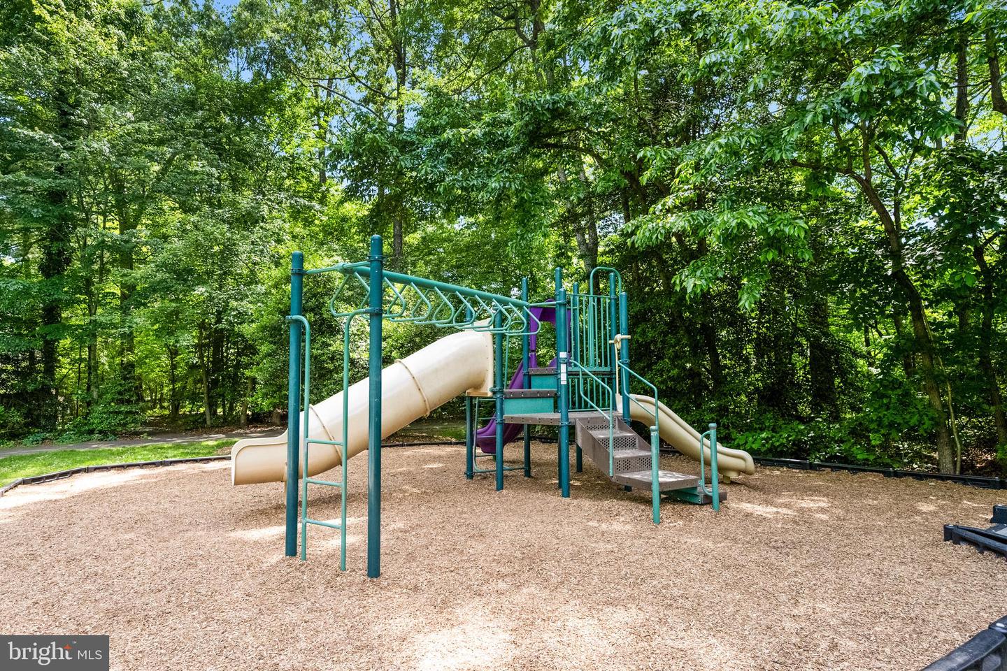 1536 NORTHGATE SQ #22A, RESTON, Virginia 20190, 1 Bedroom Bedrooms, 6 Rooms Rooms,1 BathroomBathrooms,Residential,For sale,1536 NORTHGATE SQ #22A,VAFX2261458 MLS # VAFX2261458