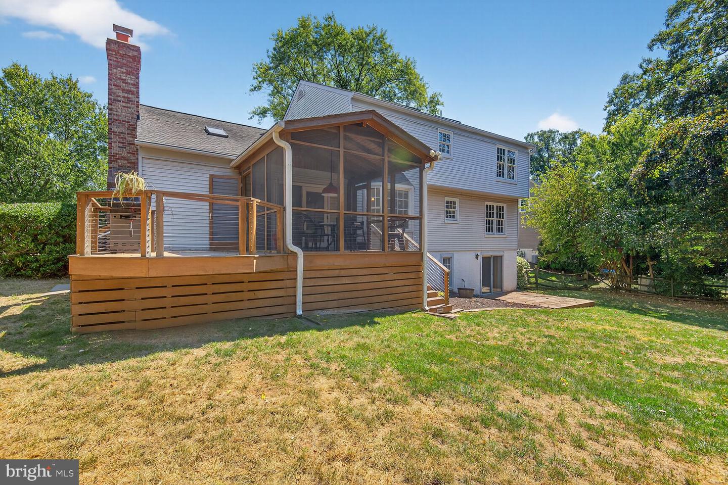 2908 ROBIN GLEN CT, HERNDON, Virginia 20171, 4 Bedrooms Bedrooms, ,3 BathroomsBathrooms,Residential,For sale,2908 ROBIN GLEN CT,VAFX2261612 MLS # VAFX2261612