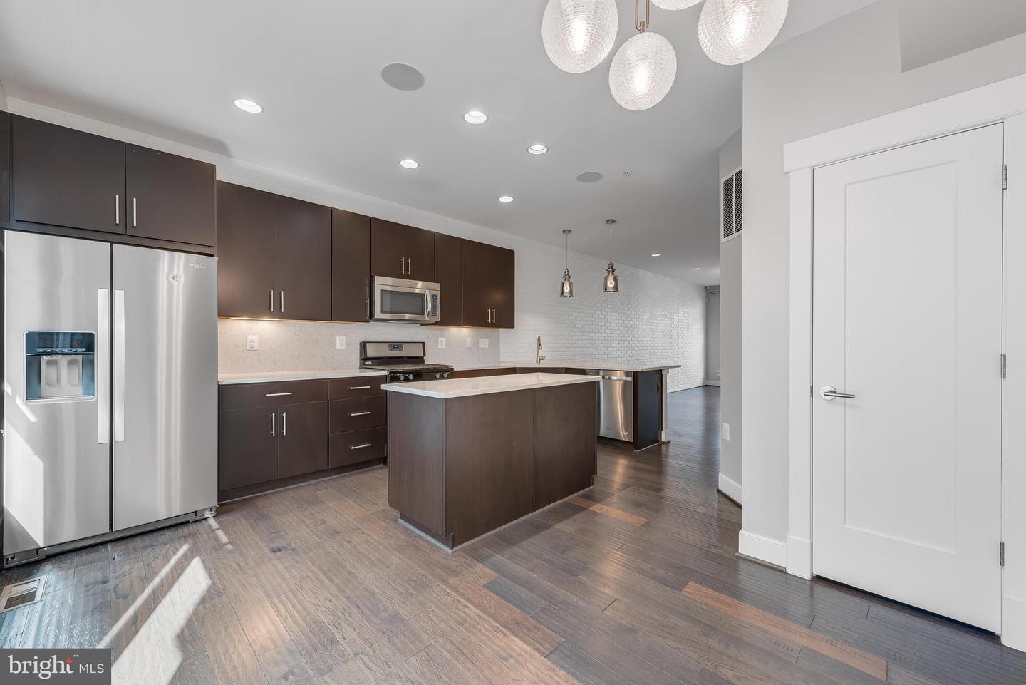 237 CRESCENT STATION TER SE, LEESBURG, Virginia 20175, 3 Bedrooms Bedrooms, ,3 BathroomsBathrooms,Residential,For sale,237 CRESCENT STATION TER SE,VALO2104704 MLS # VALO2104704